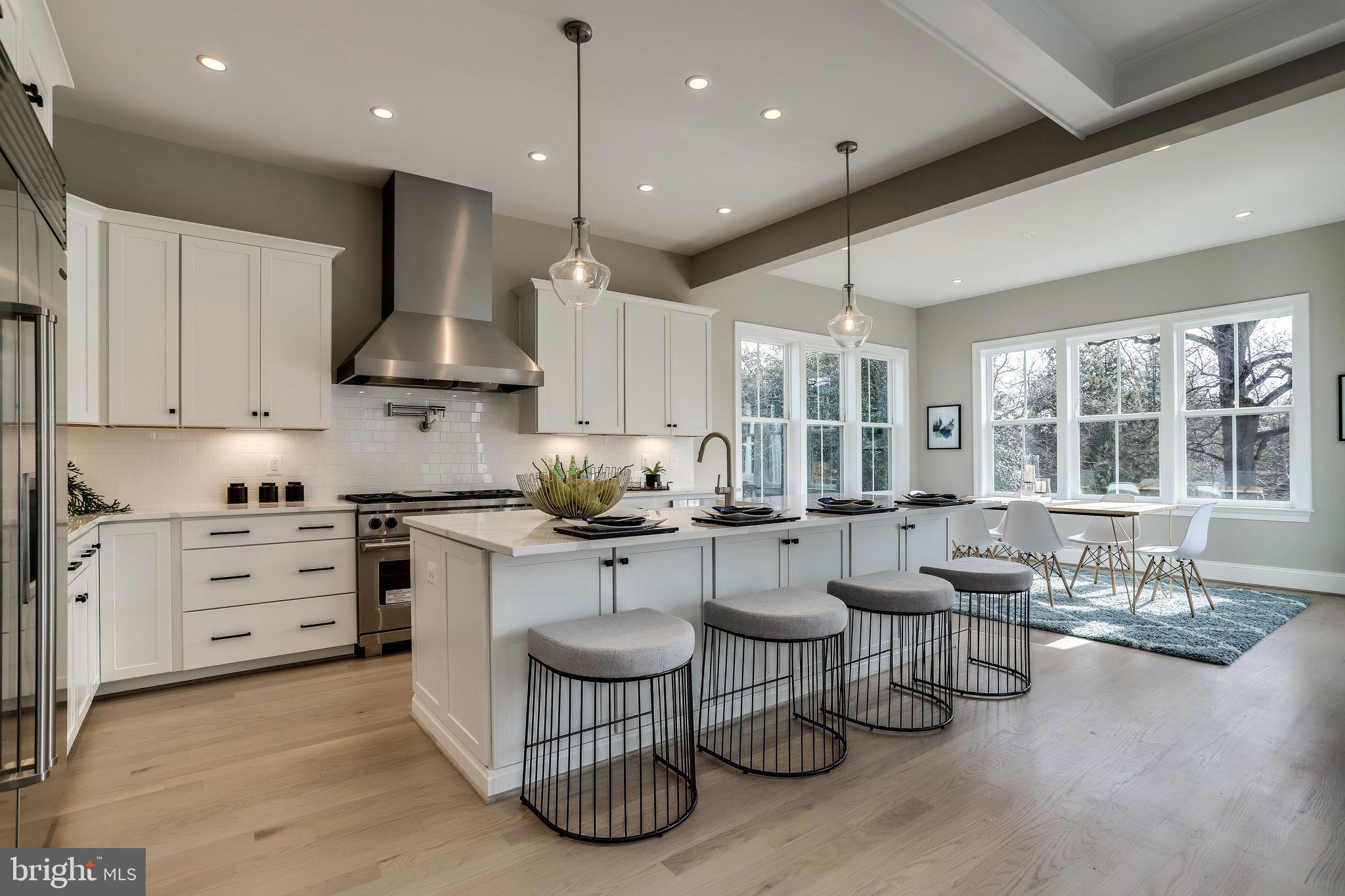 FALLS CHURCH PARK - Residential