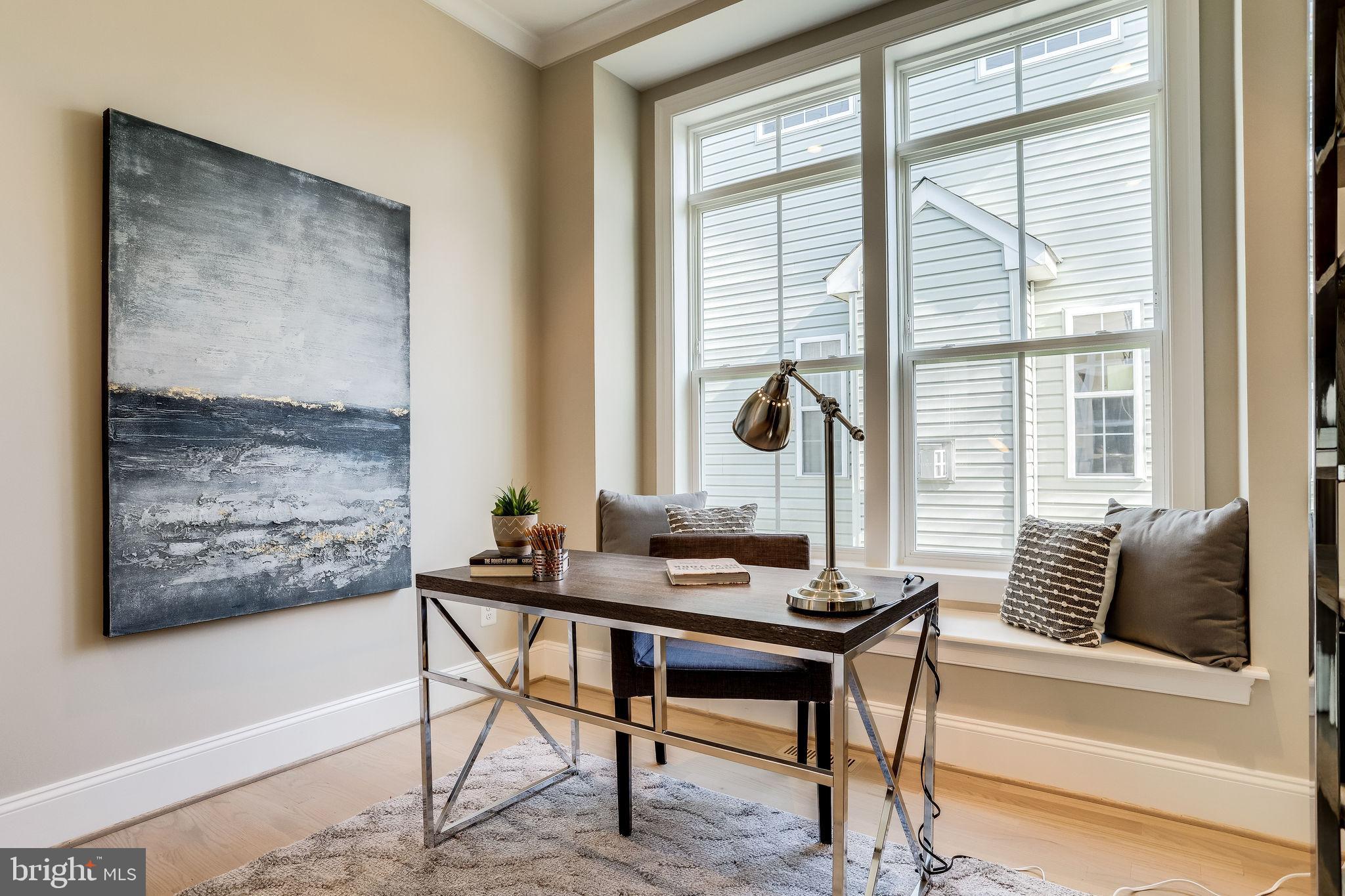 FALLS CHURCH PARK - Residential