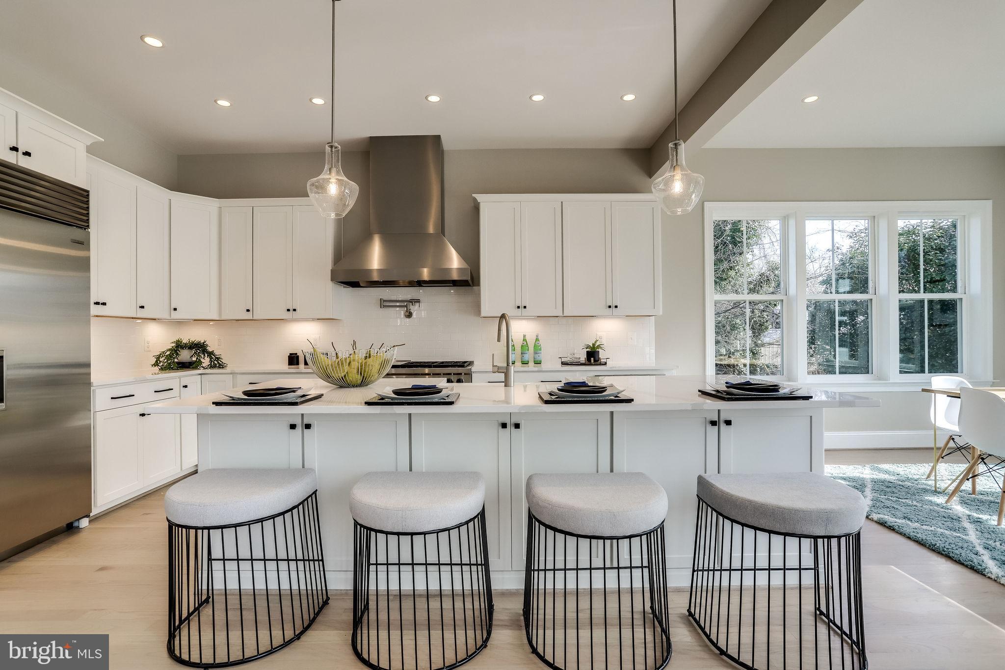 FALLS CHURCH PARK - Residential