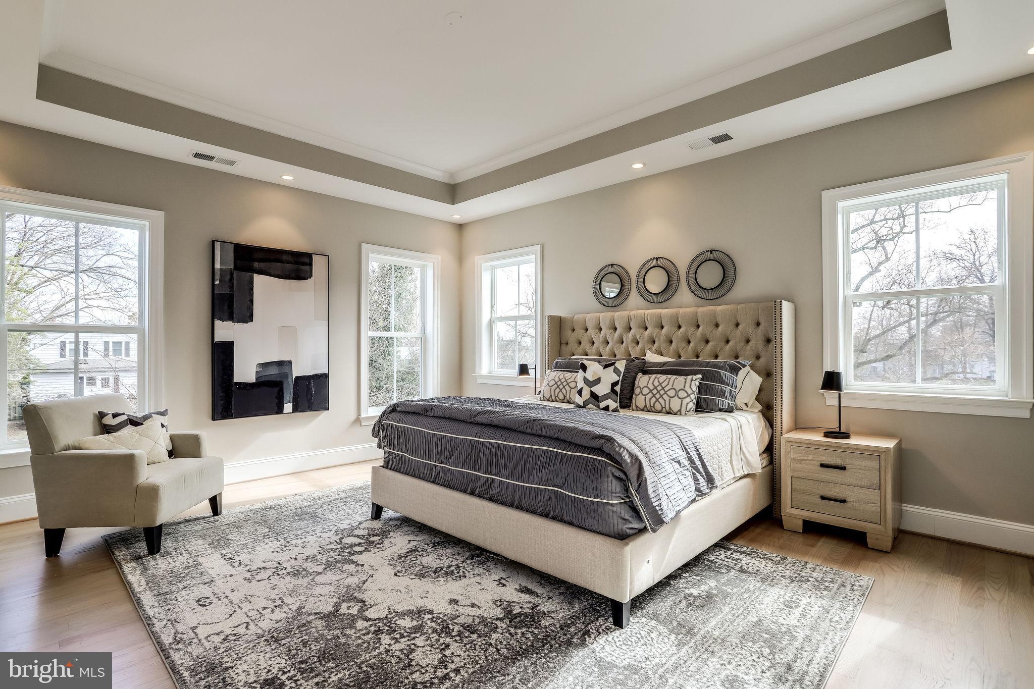 FALLS CHURCH PARK - Residential