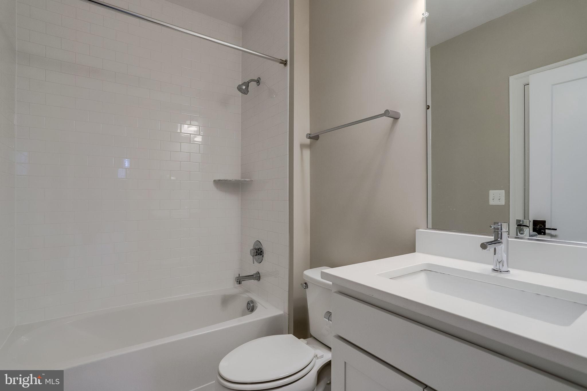 FALLS CHURCH PARK - Residential