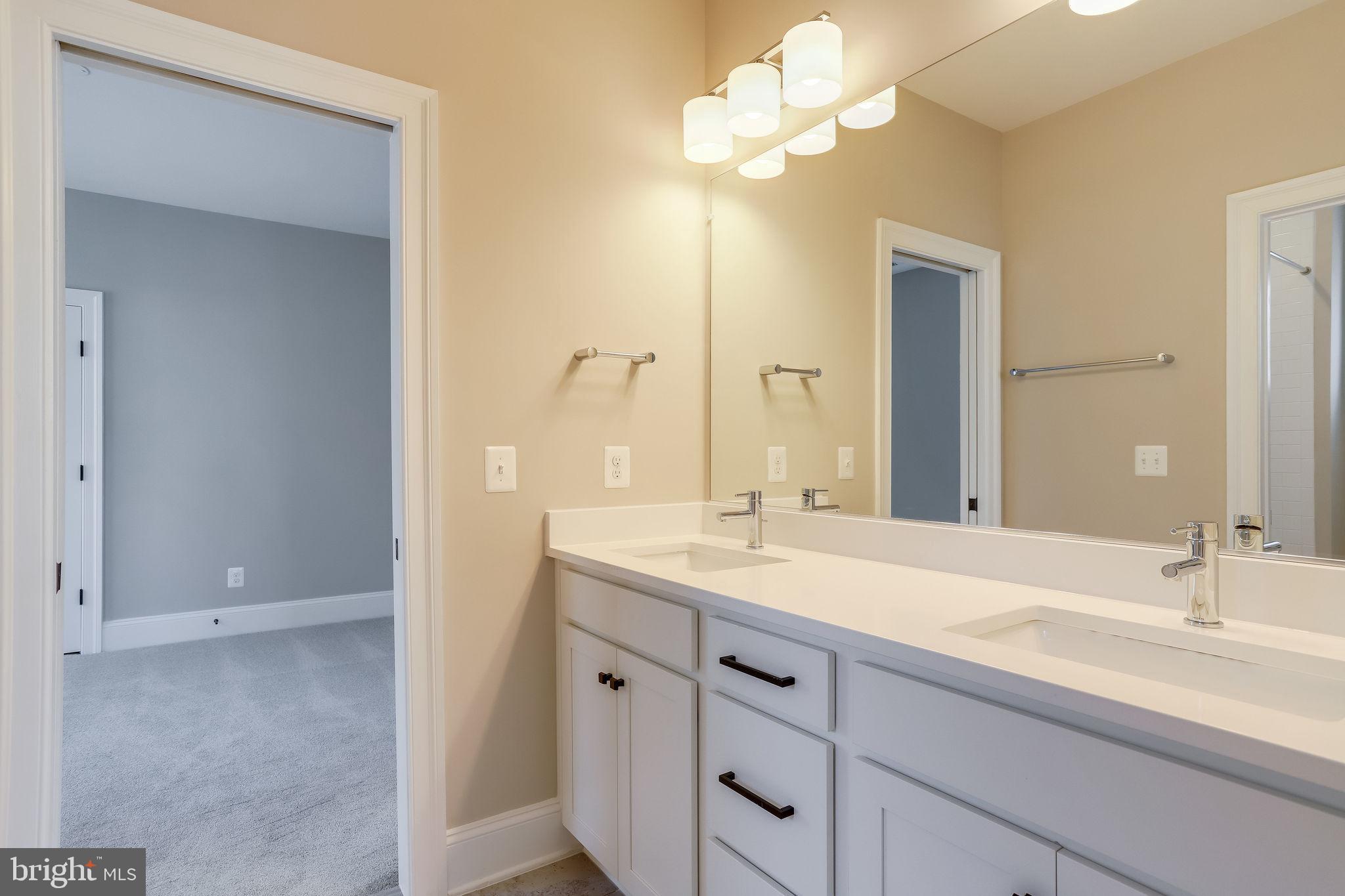 FALLS CHURCH PARK - Residential