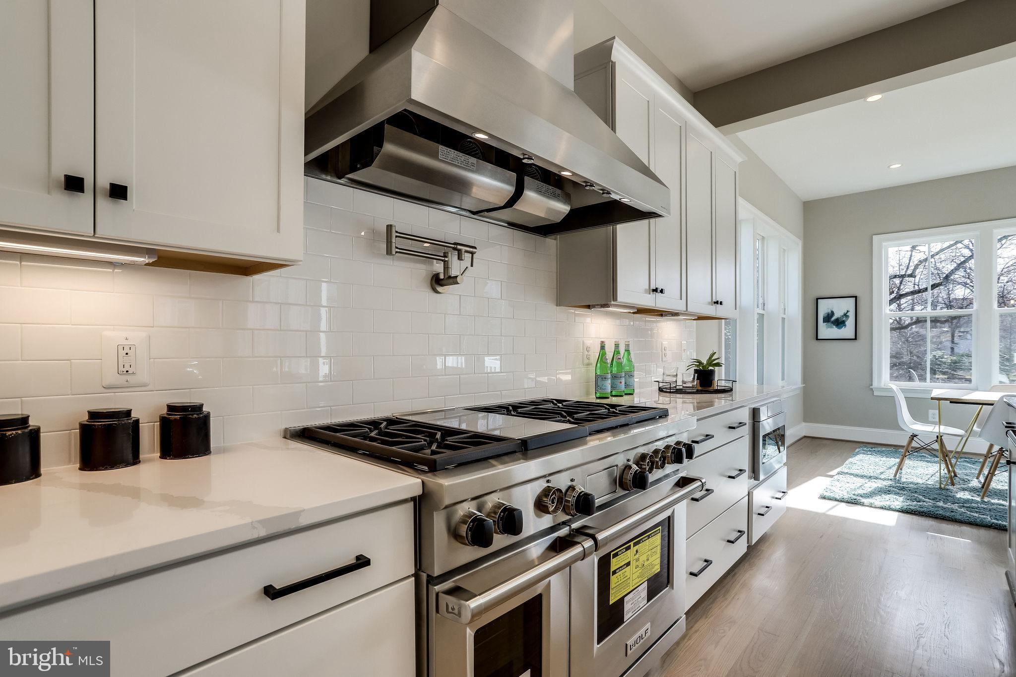 FALLS CHURCH PARK - Residential