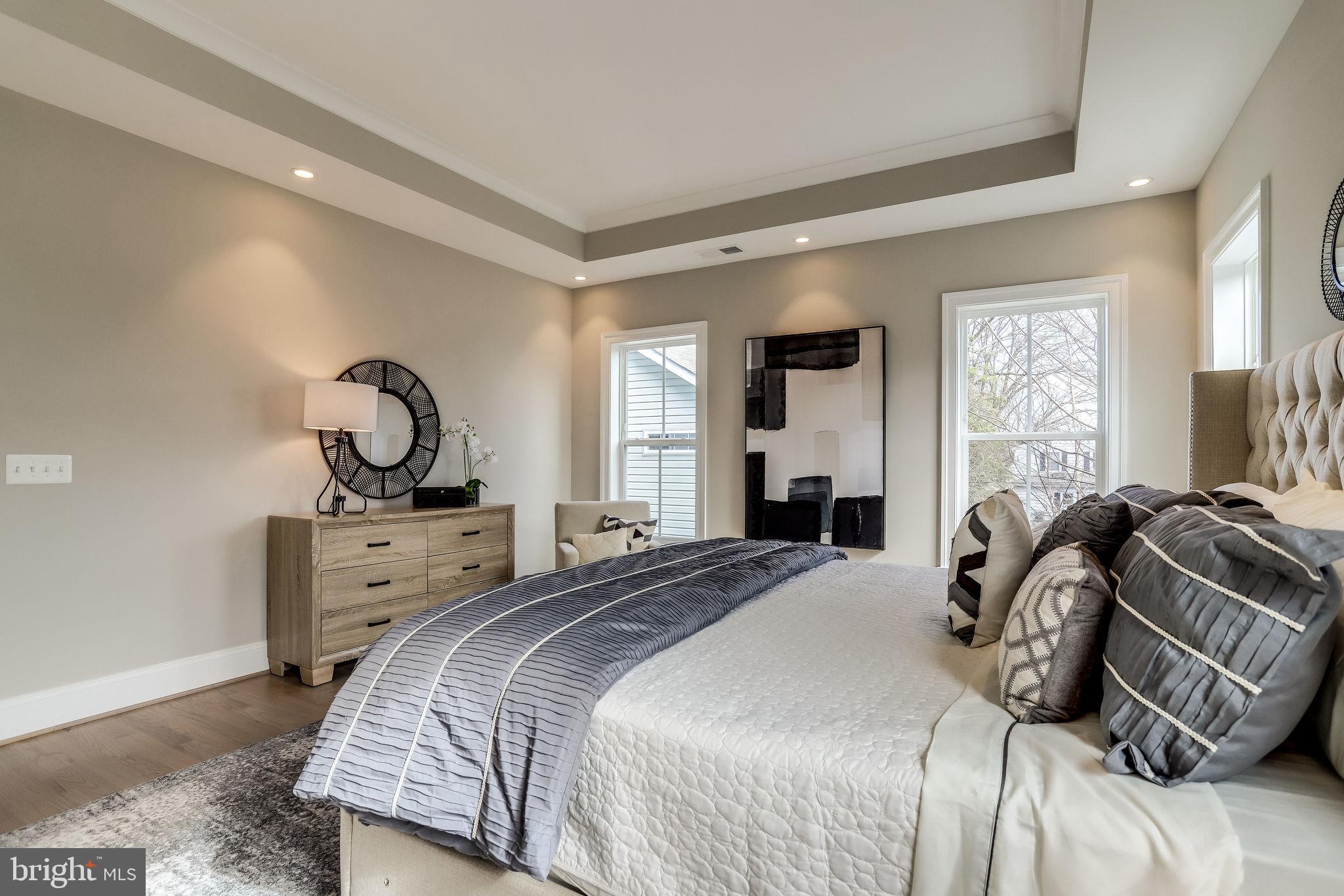 FALLS CHURCH PARK - Residential