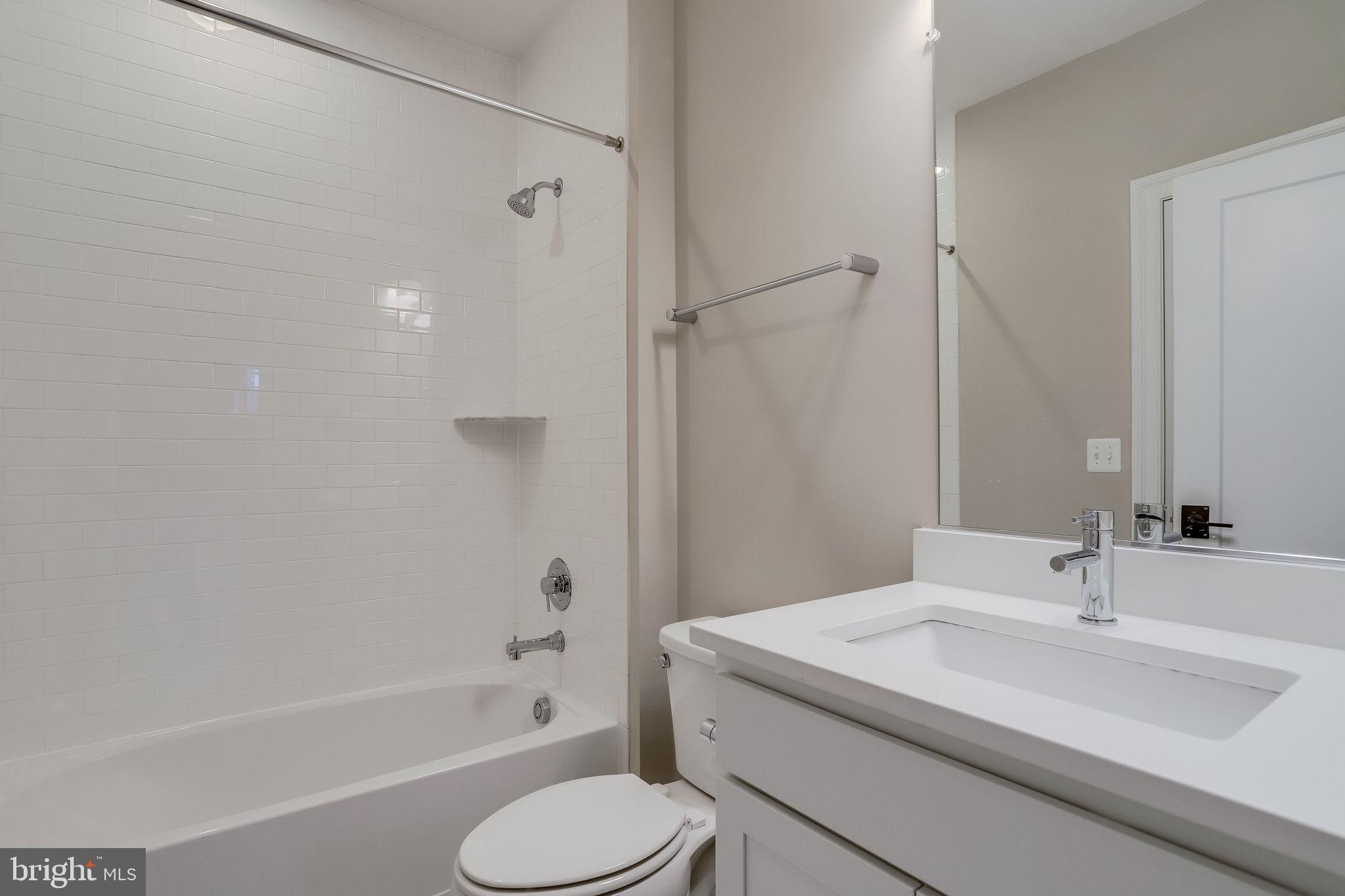 FALLS CHURCH PARK - Residential