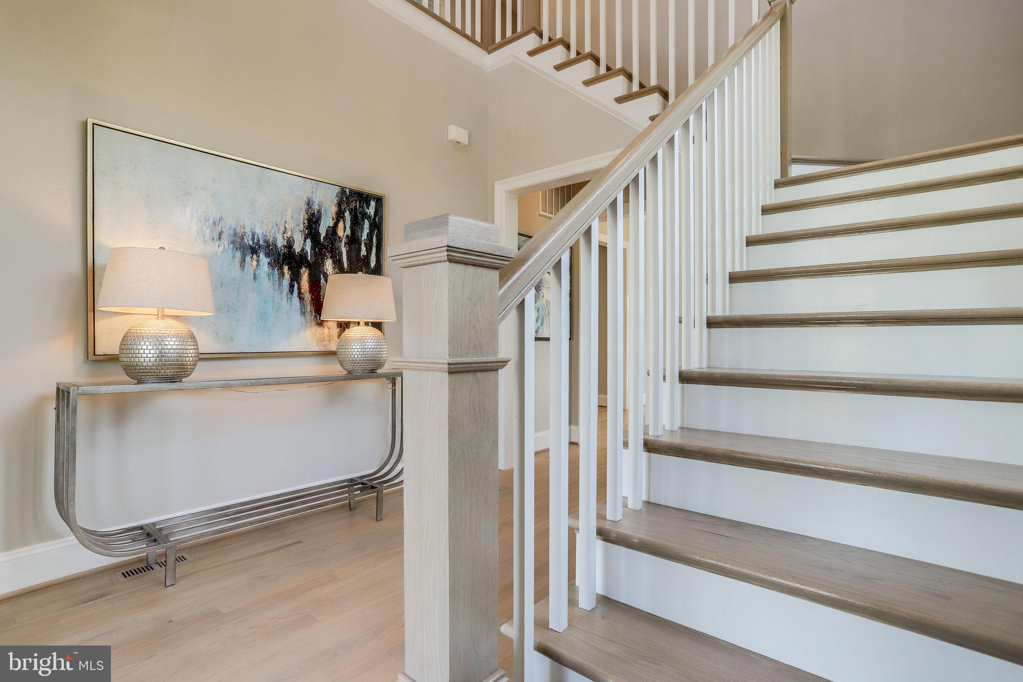 FALLS CHURCH PARK - Residential