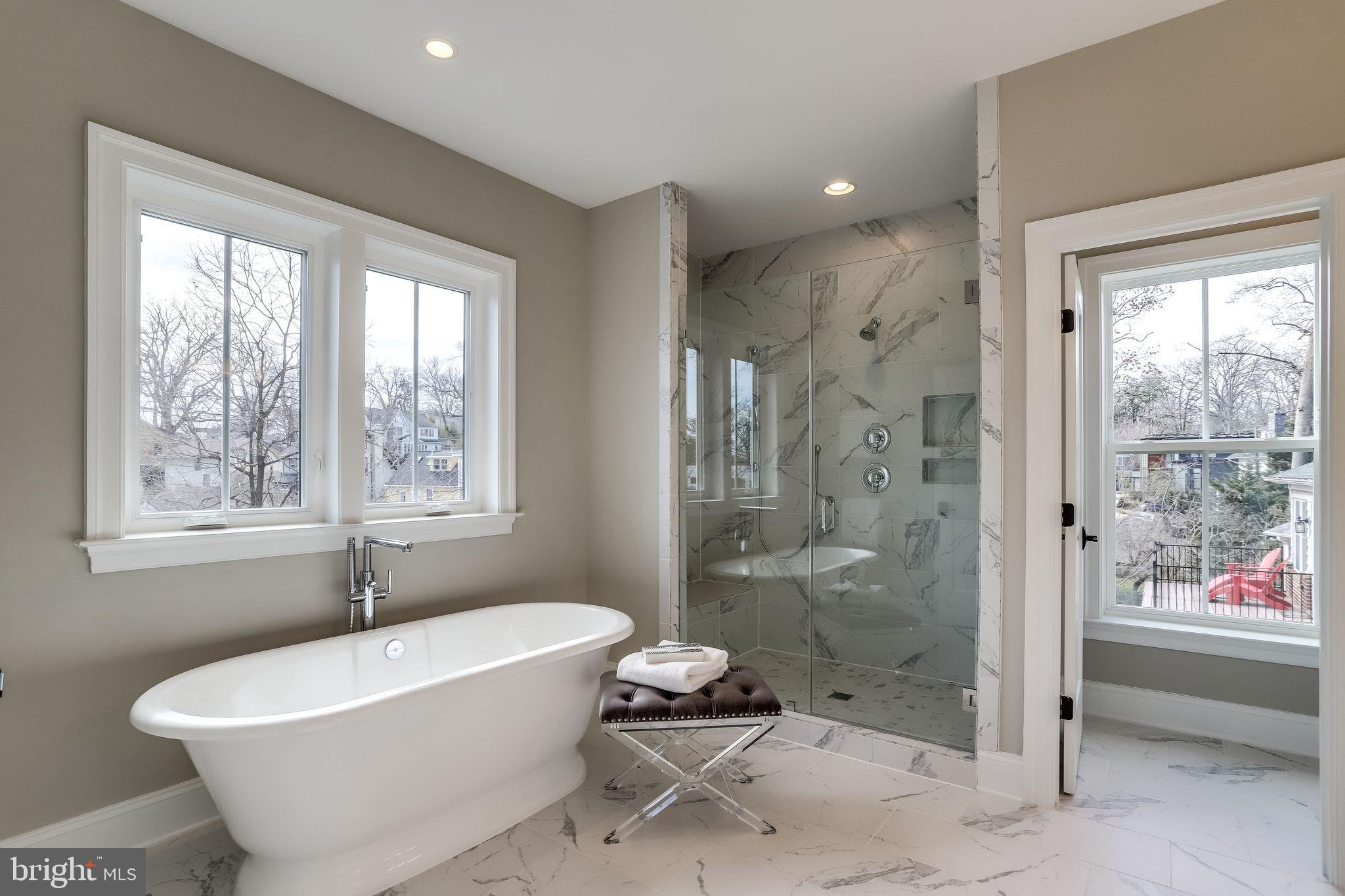 FALLS CHURCH PARK - Residential