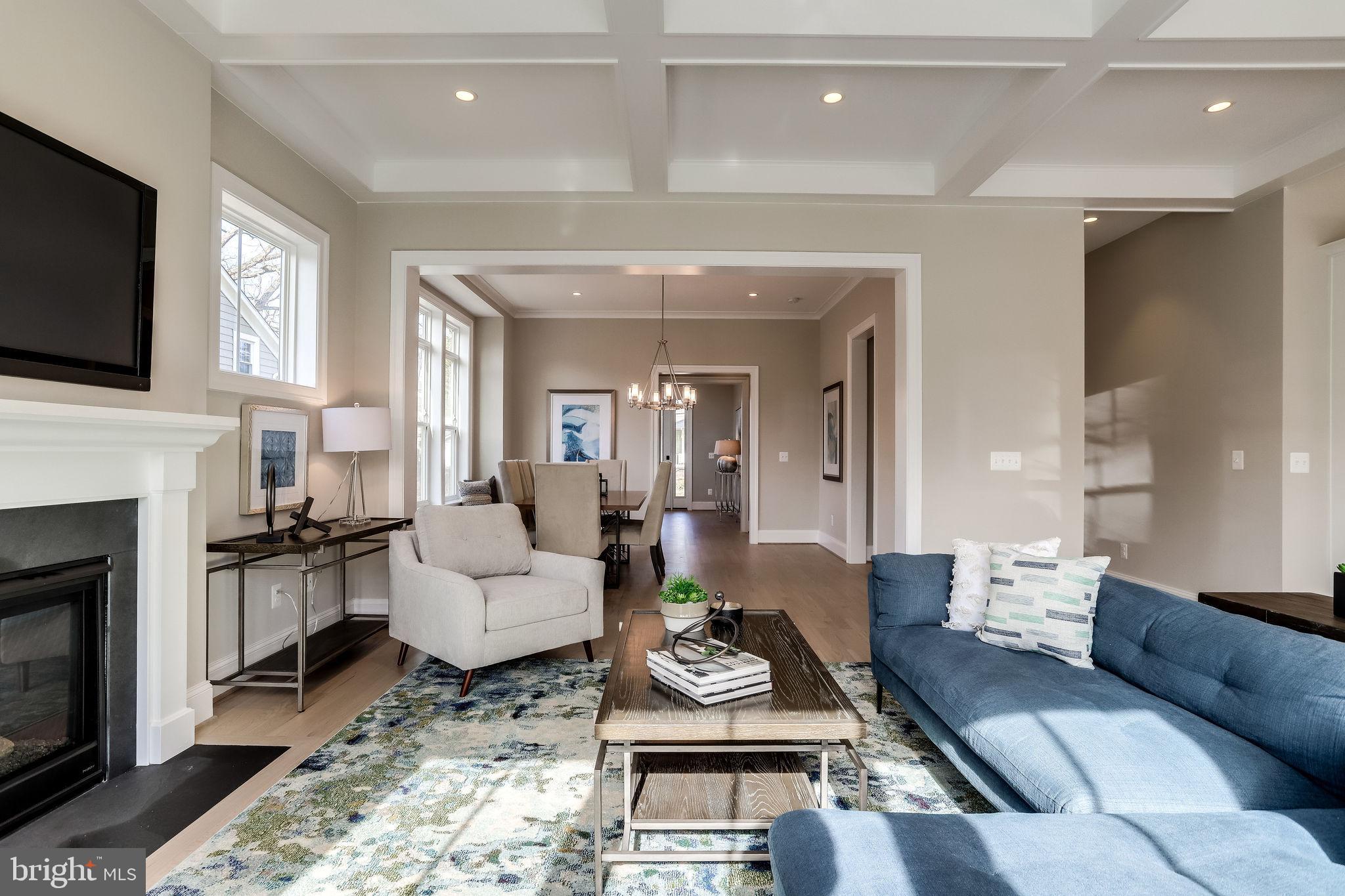 FALLS CHURCH PARK - Residential