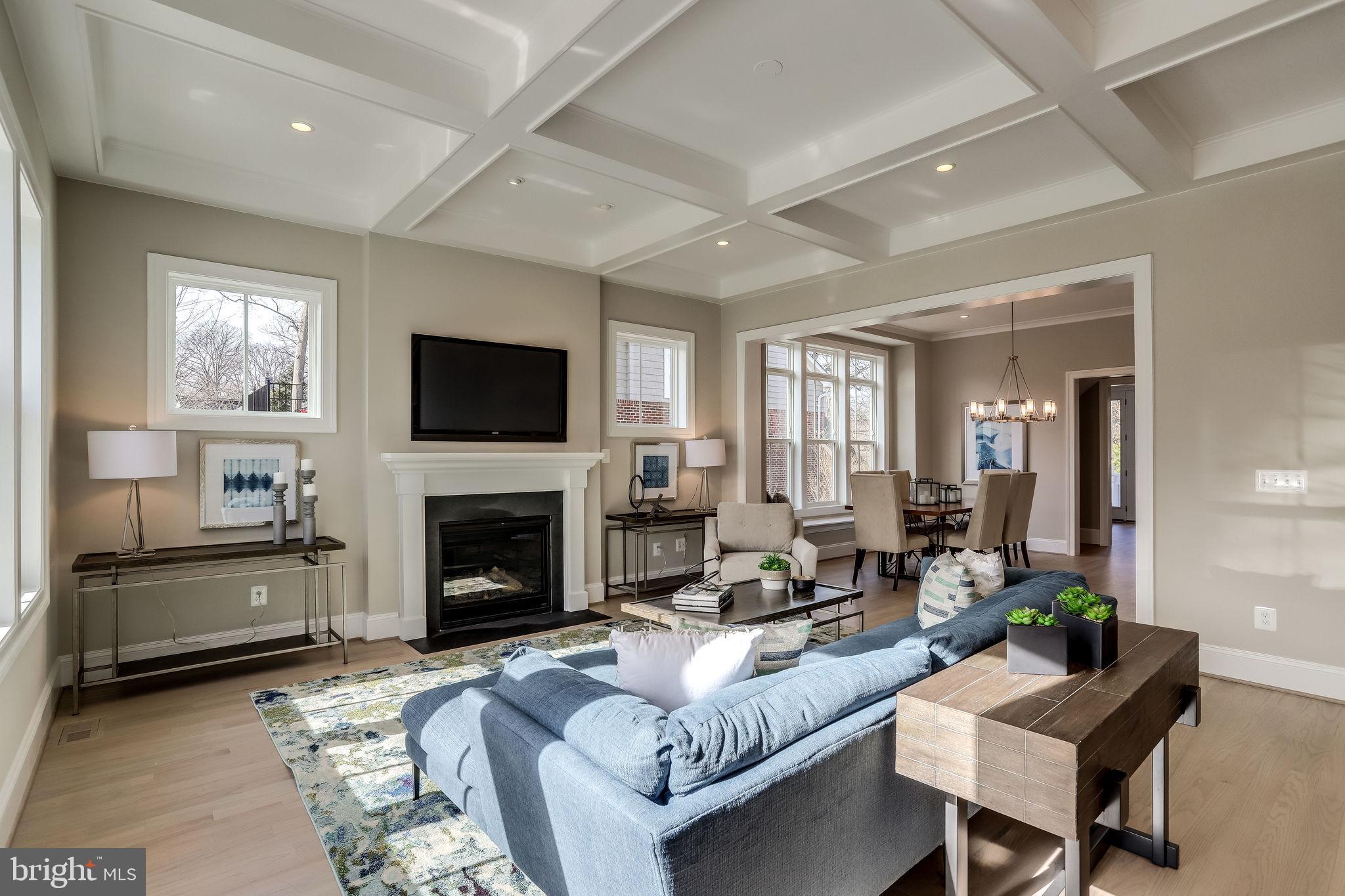 FALLS CHURCH PARK - Residential