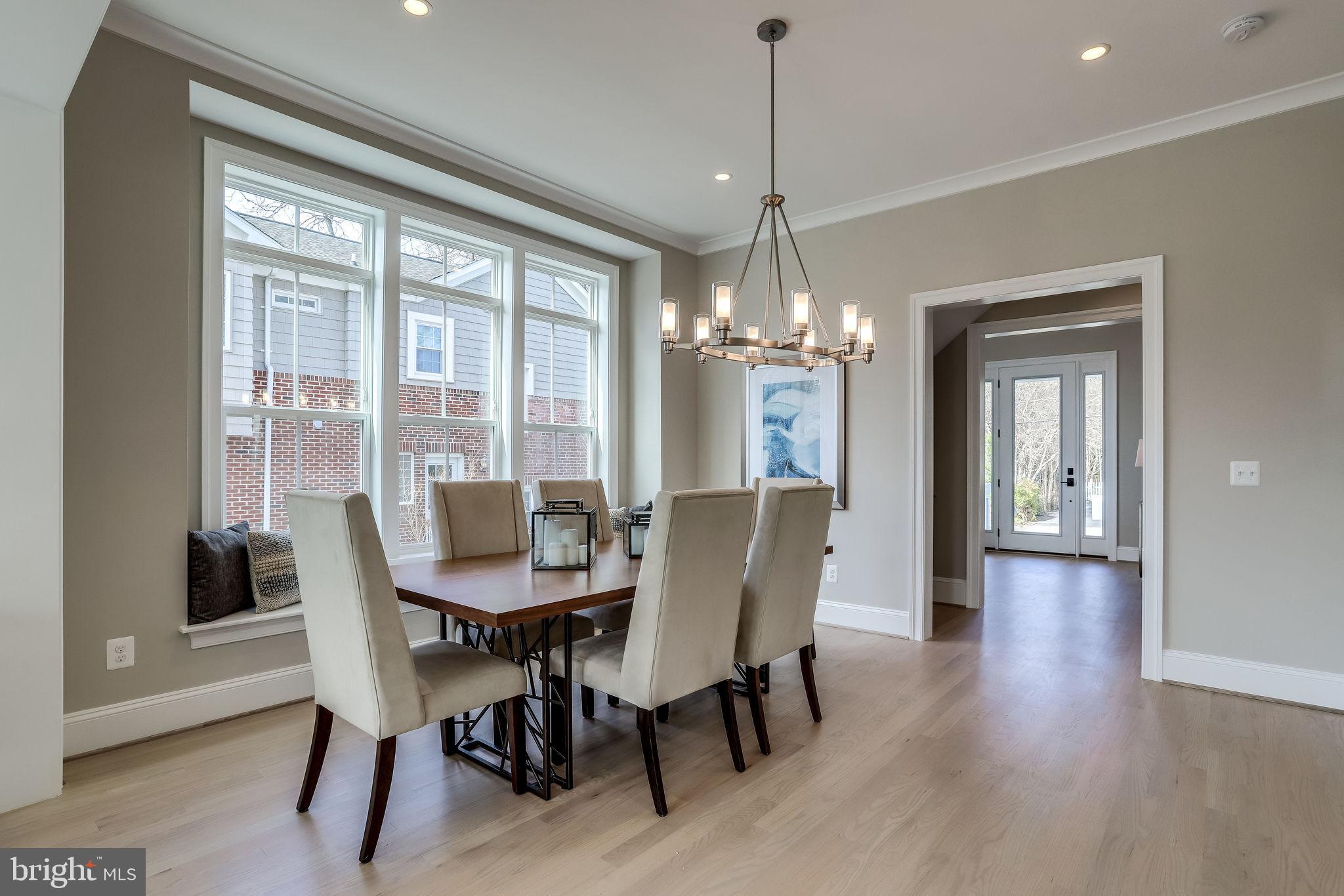 FALLS CHURCH PARK - Residential