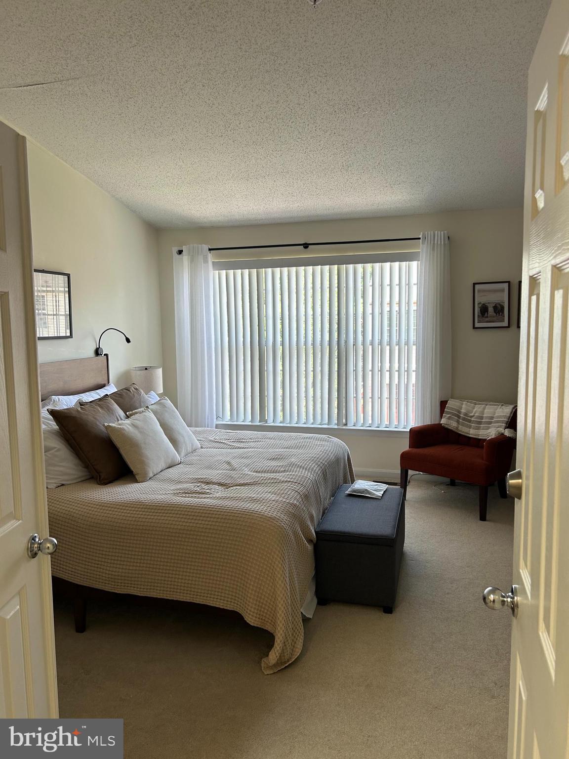 LONGMEAD CROSSING - Residential Lease