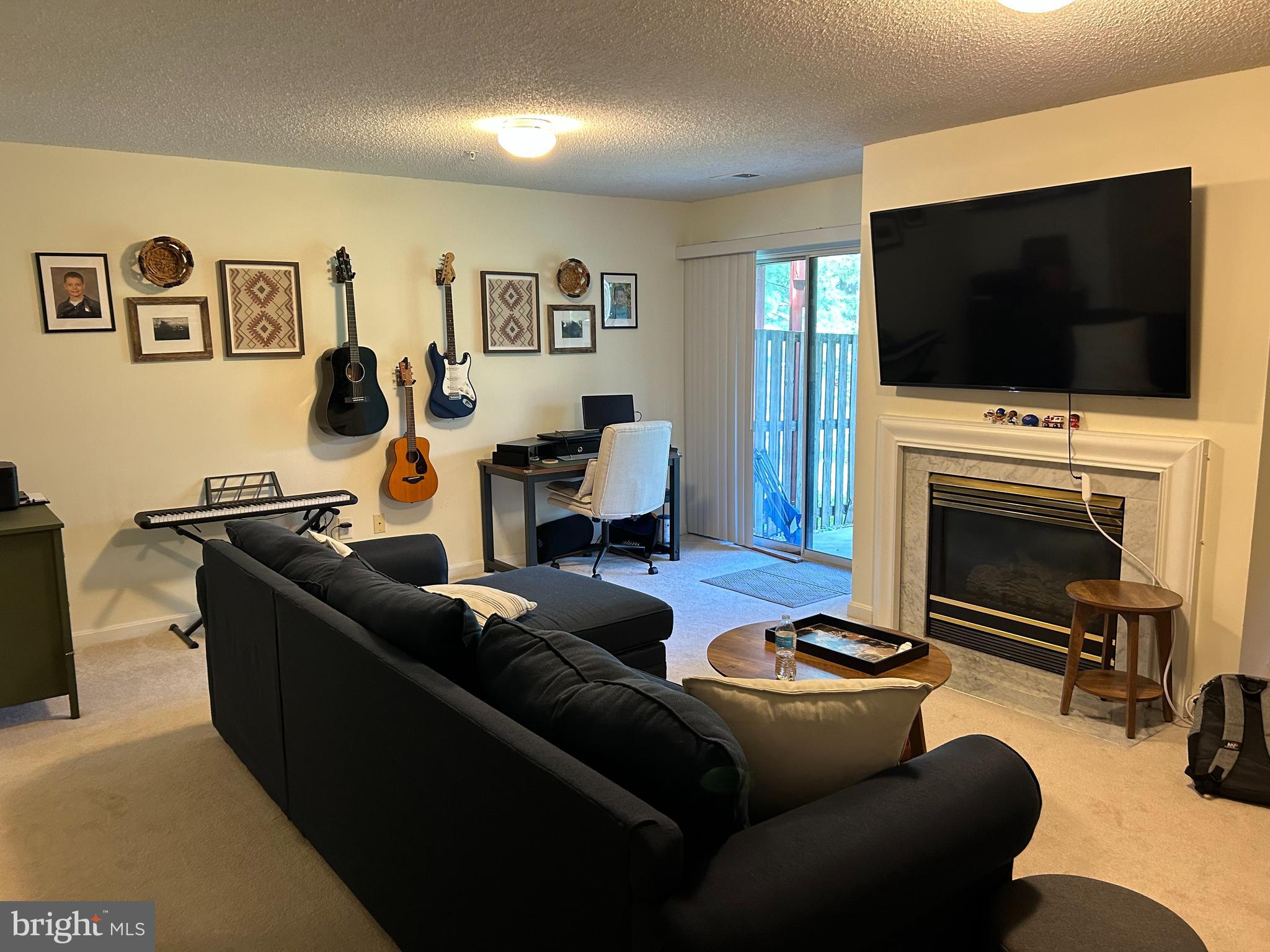 LONGMEAD CROSSING - Residential Lease