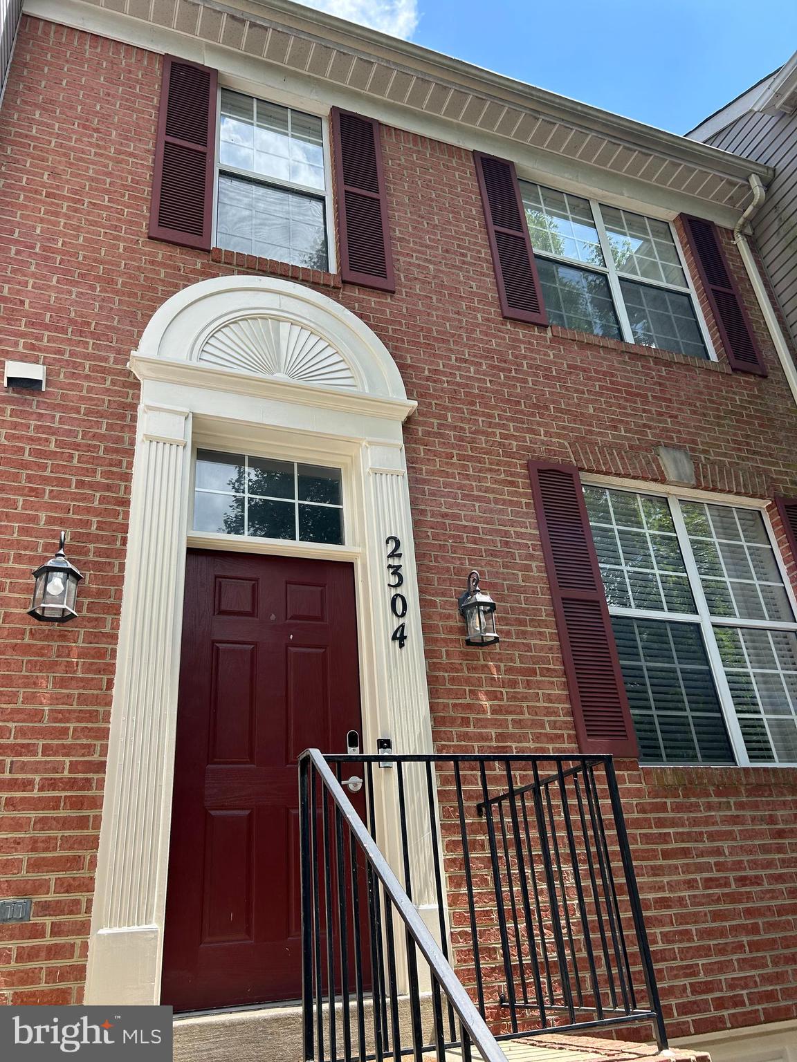 LONGMEAD CROSSING - Residential Lease