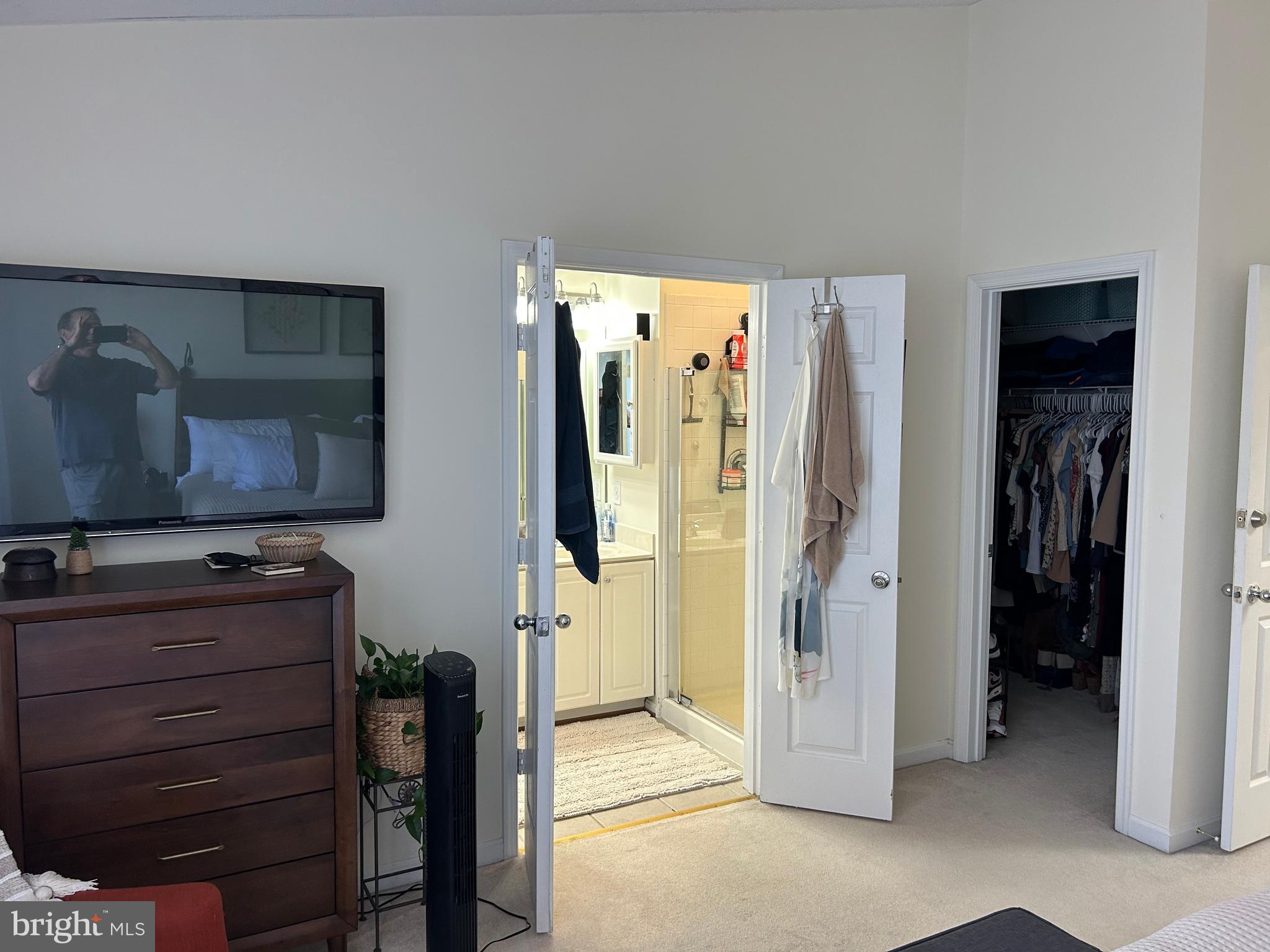 LONGMEAD CROSSING - Residential Lease