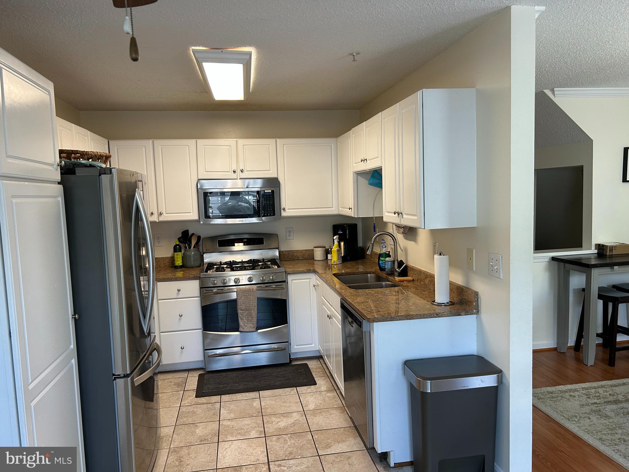 LONGMEAD CROSSING - Residential Lease