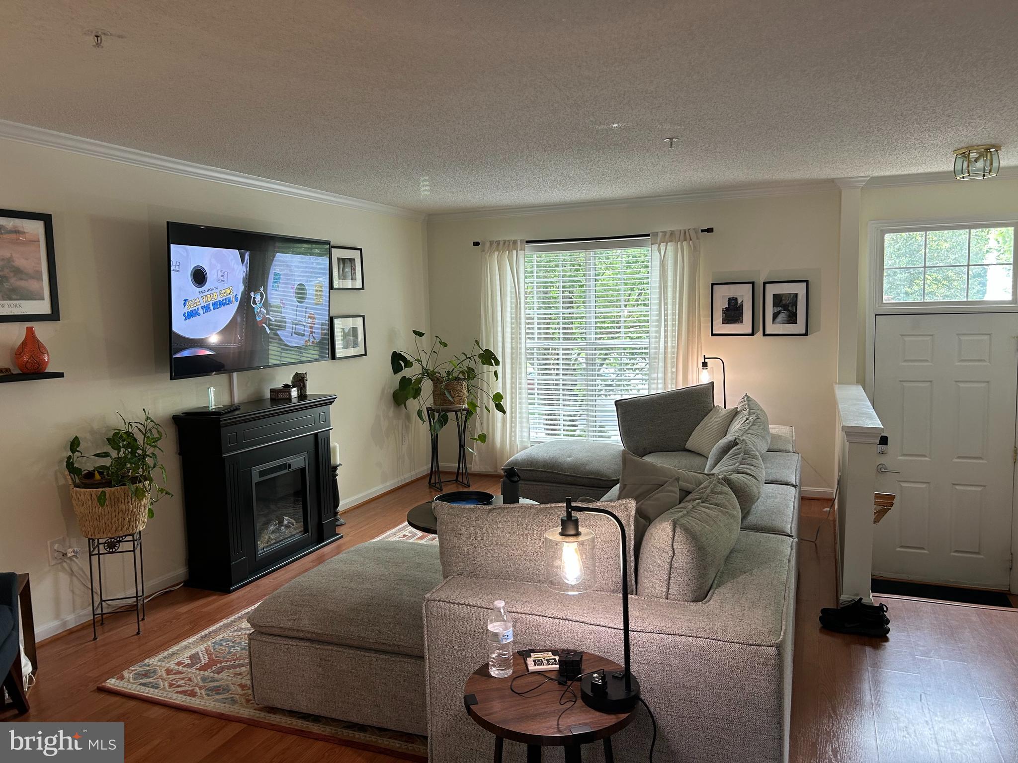 LONGMEAD CROSSING - Residential Lease