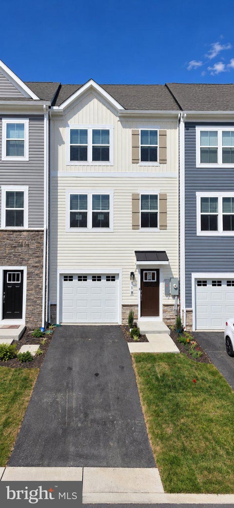 Townhouse For Rent - 118 Sioux Loop<br/> WINCHESTER, VA 22602