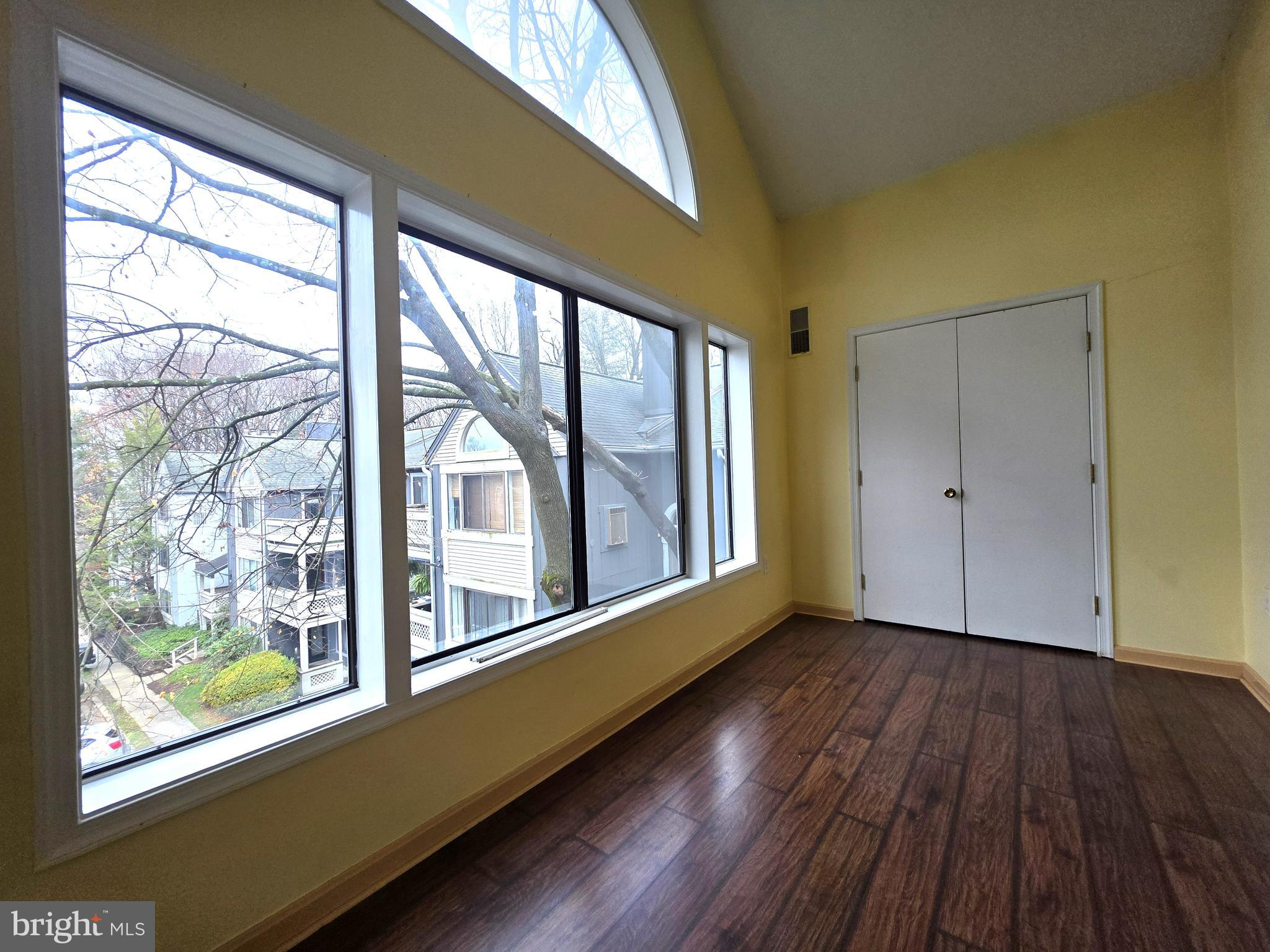 WINDBROOKE - Residential