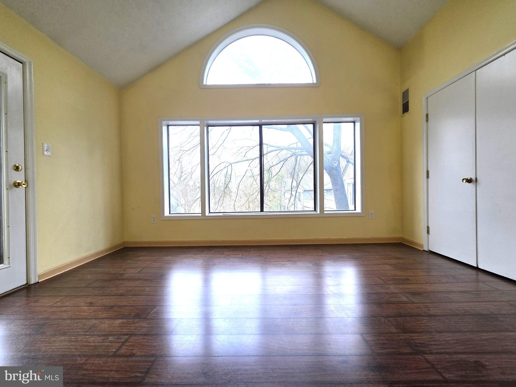 WINDBROOKE - Residential