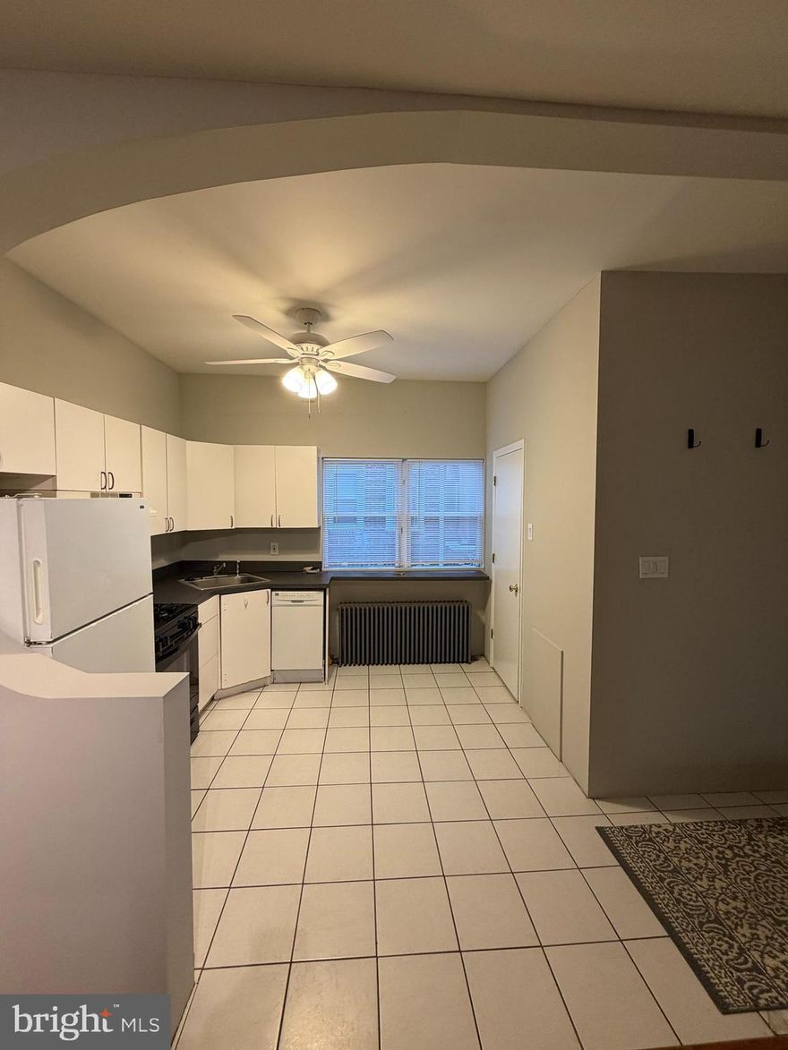 Available September 15! Welcome to this spacious 1-bedroom, 1-bath, second floor unit located on a charming block in Passyunk Square, nestled between Wharton and Reed Streets. Just minutes from ACME, the vibrant restaurants and shops of Passyunk Avenue, and the iconic 9th Street Market. Inside, you'll find a fully equipped kitchen, timeless hardwood floors, a generously sized living area, a large bedroom with excellent closet space, and the added convenience of a shared washer and dryer. A storage locker is also included in the basement.