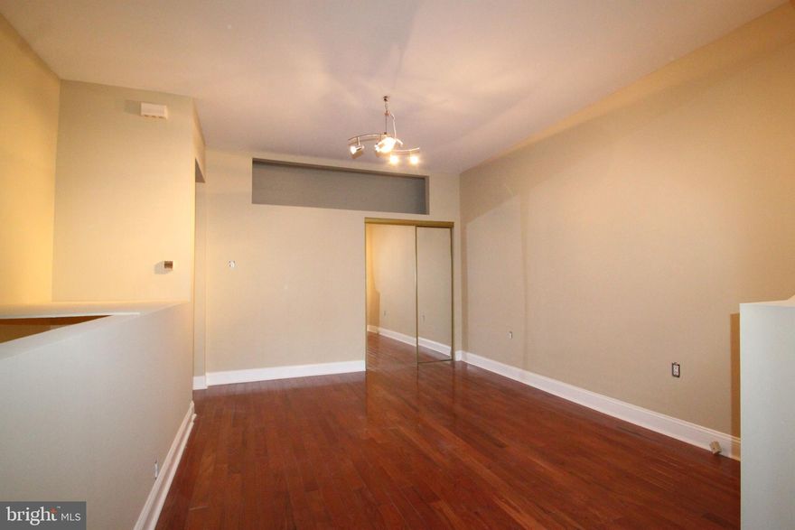 Available September 15! Welcome to this spacious 1-bedroom, 1-bath, second floor unit located on a charming block in Passyunk Square, nestled between Wharton and Reed Streets. Just minutes from ACME, the vibrant restaurants and shops of Passyunk Avenue, and the iconic 9th Street Market. Inside, you'll find a fully equipped kitchen, timeless hardwood floors, a generously sized living area, a large bedroom with excellent closet space, and the added convenience of a shared washer and dryer. A storage locker is also included in the basement.