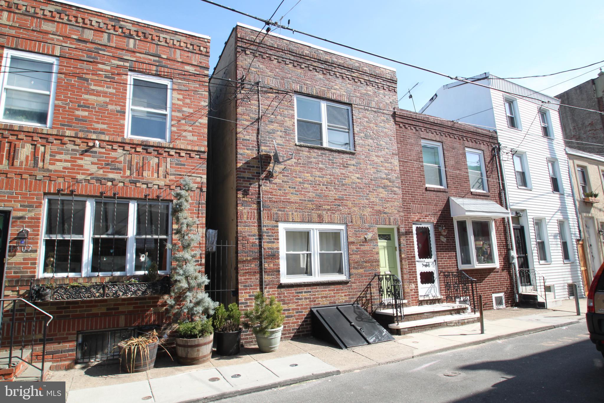 PASSYUNK SQUARE - Residential Lease