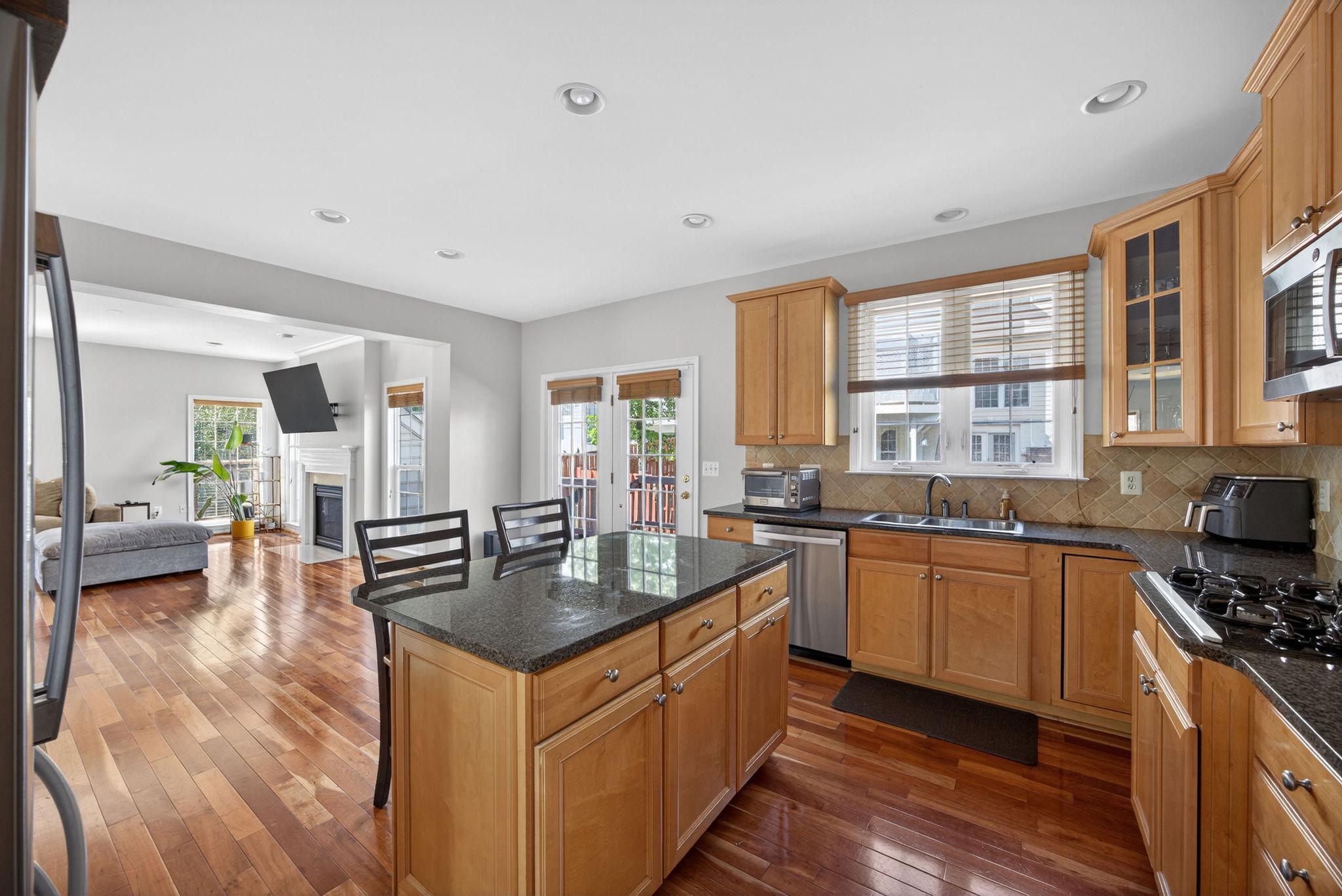4109 PRESIDENTIAL HILL LOOP