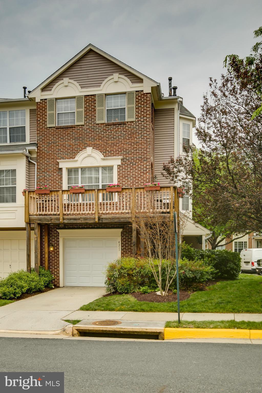 CARRIAGE PARK - Residential