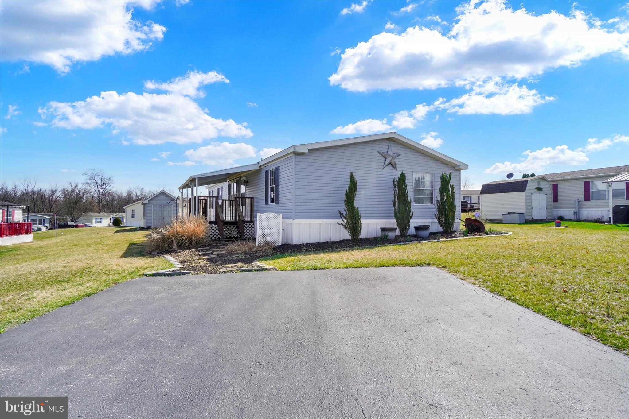 TALL OAK ESTATES - Residential