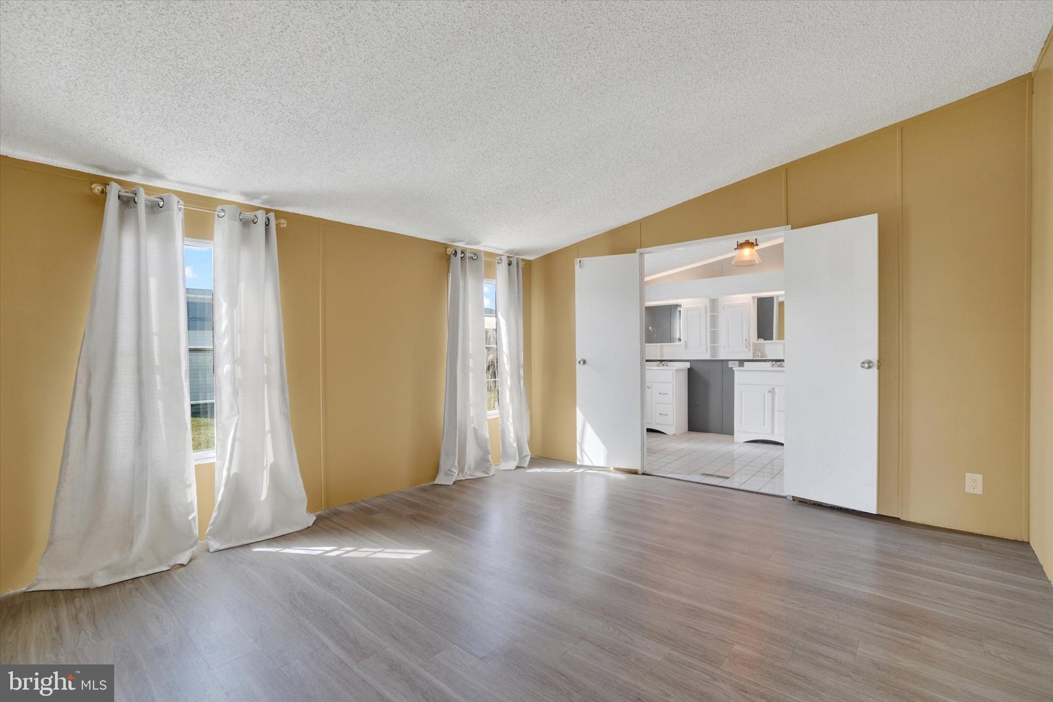 TALL OAK ESTATES - Residential