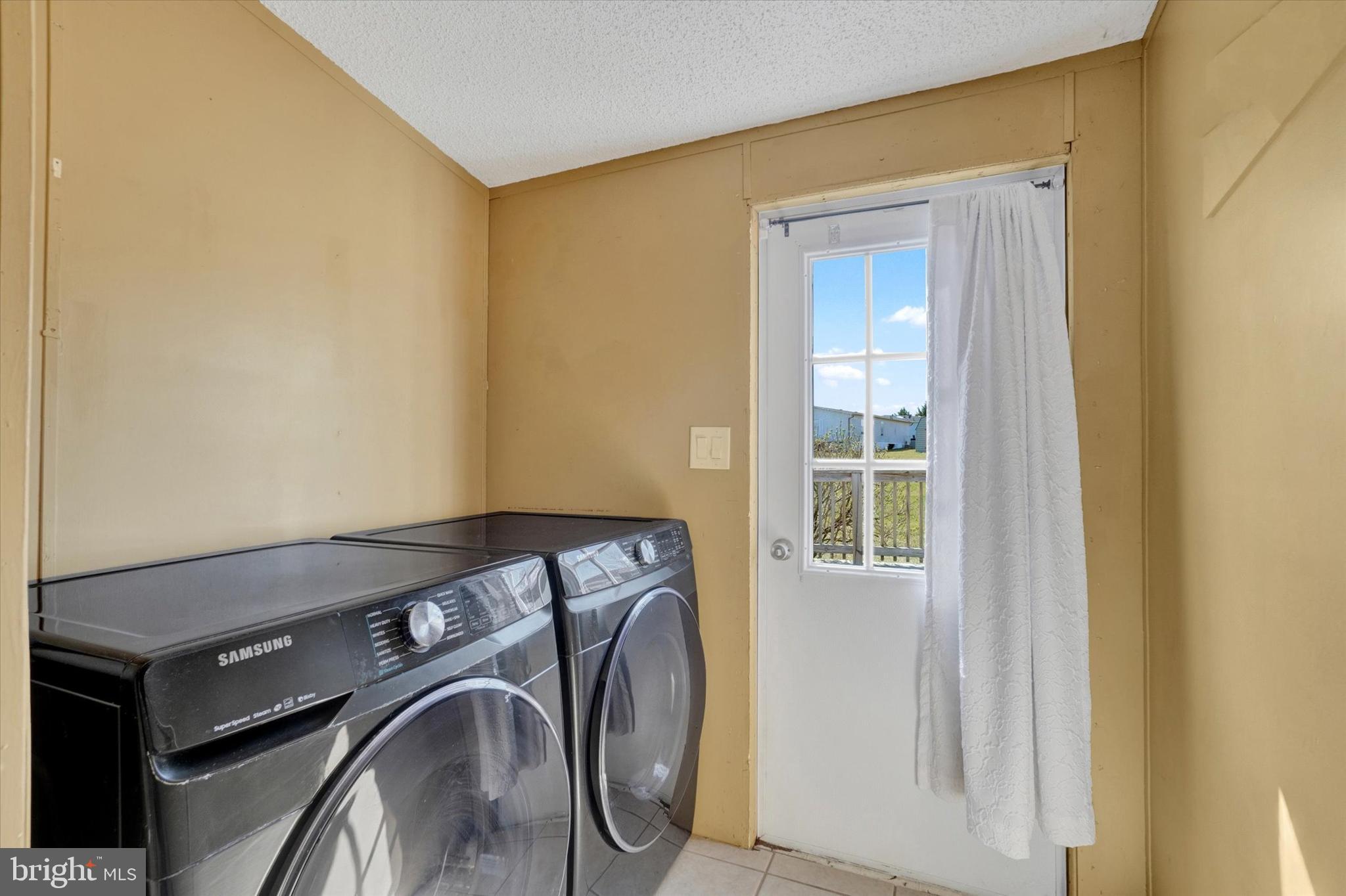 TALL OAK ESTATES - Residential