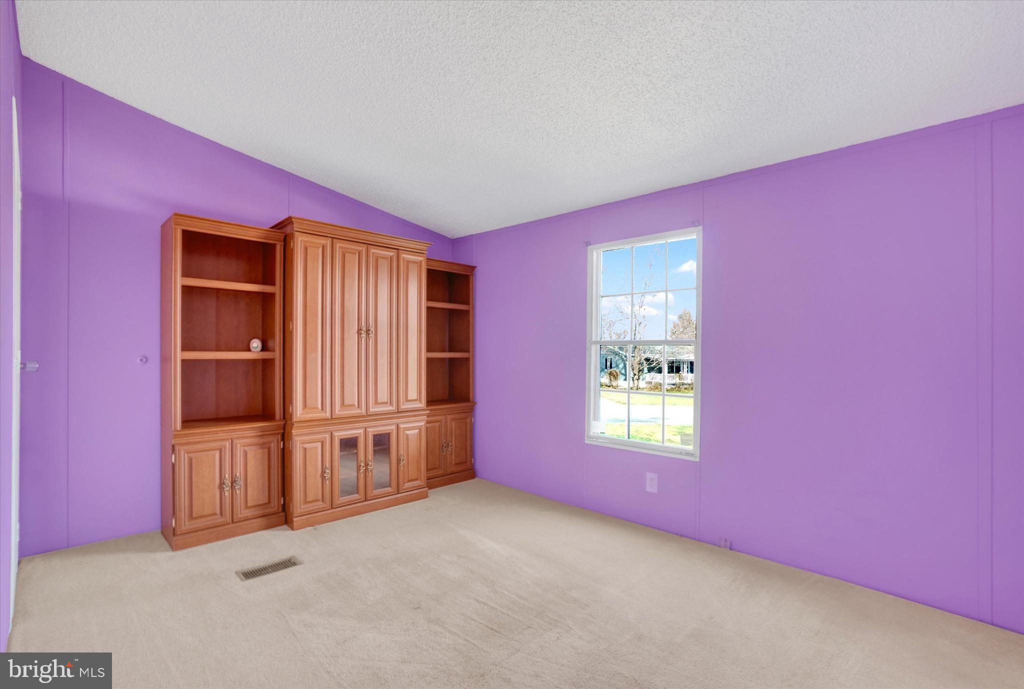 TALL OAK ESTATES - Residential