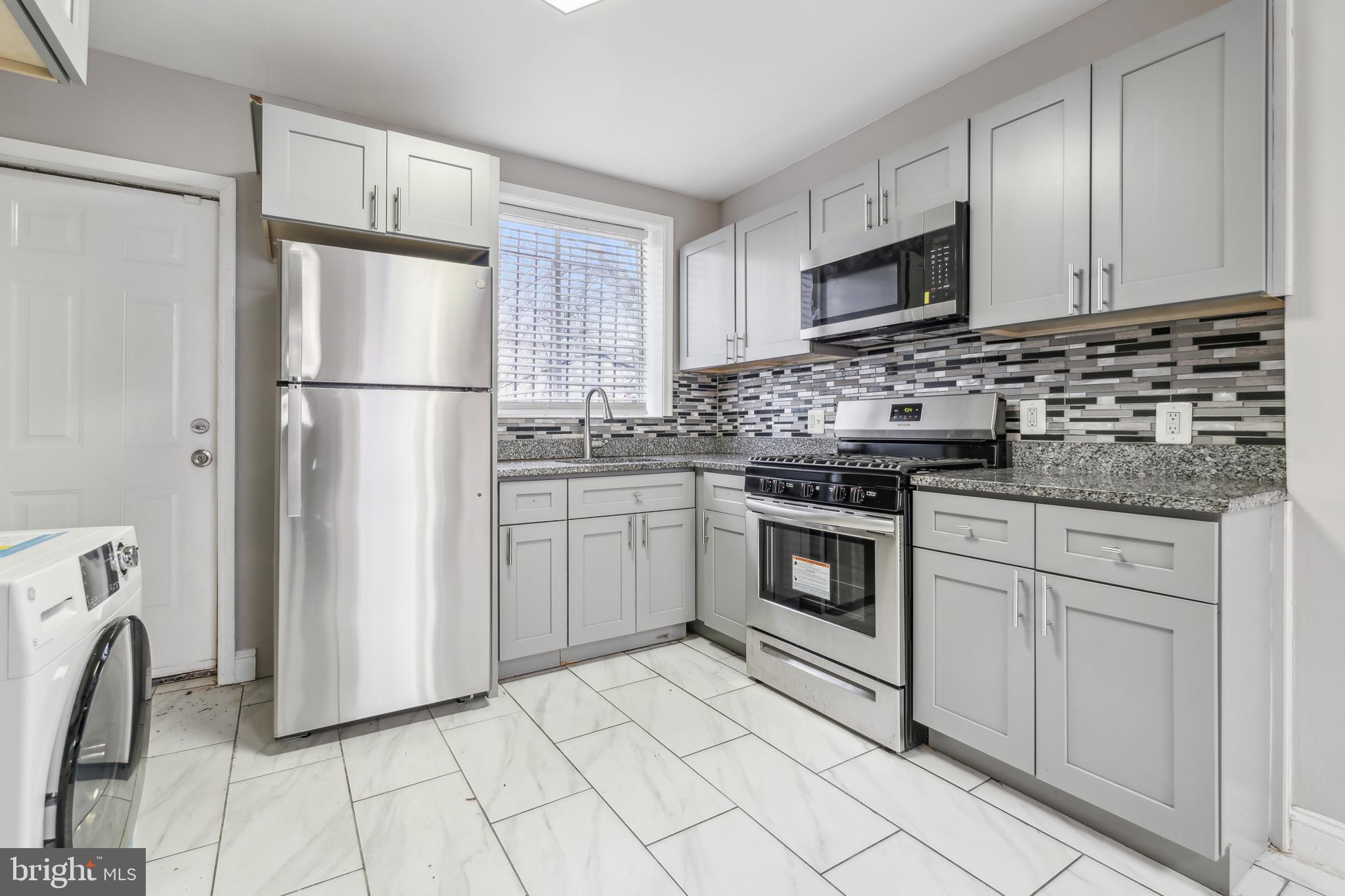 CARROLLTON RIDGE - Residential Lease