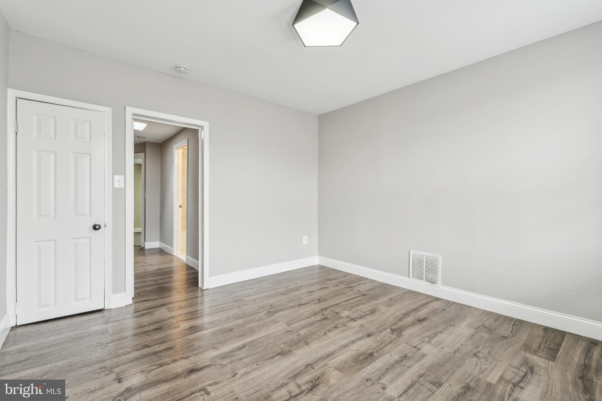 CARROLLTON RIDGE - Residential Lease