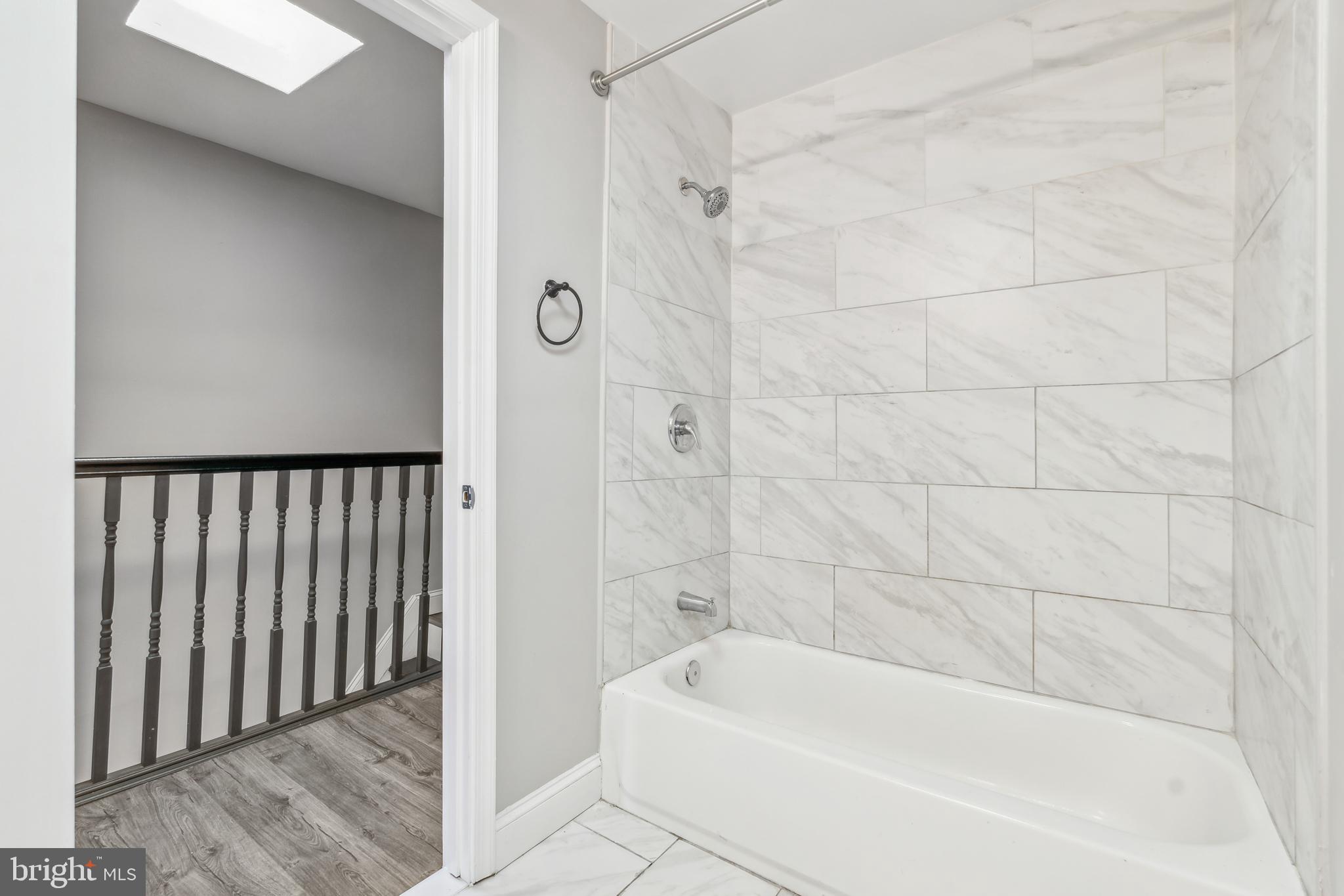 CARROLLTON RIDGE - Residential Lease