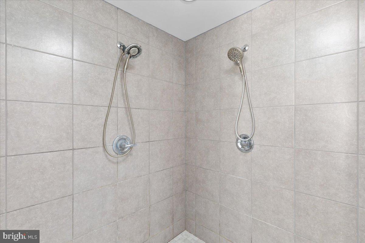 SPRINGDALE FARM - Residential