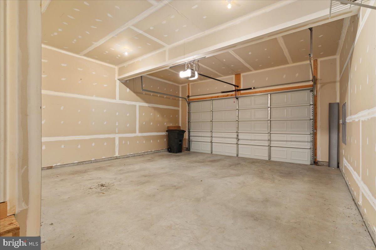 SPRINGDALE FARM - Residential