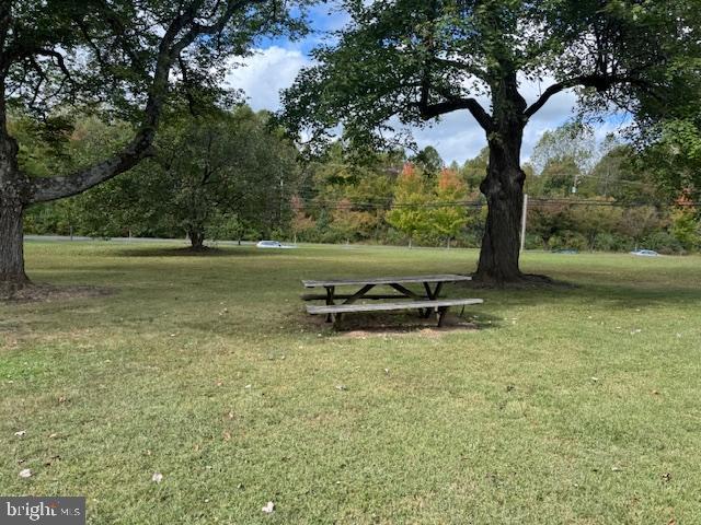 COLESVILLE OUTSIDE - Farm