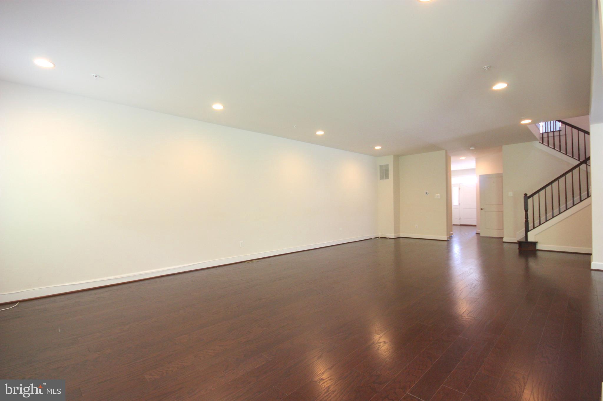 VILLAGES AT TURF VALLEY - Residential Lease