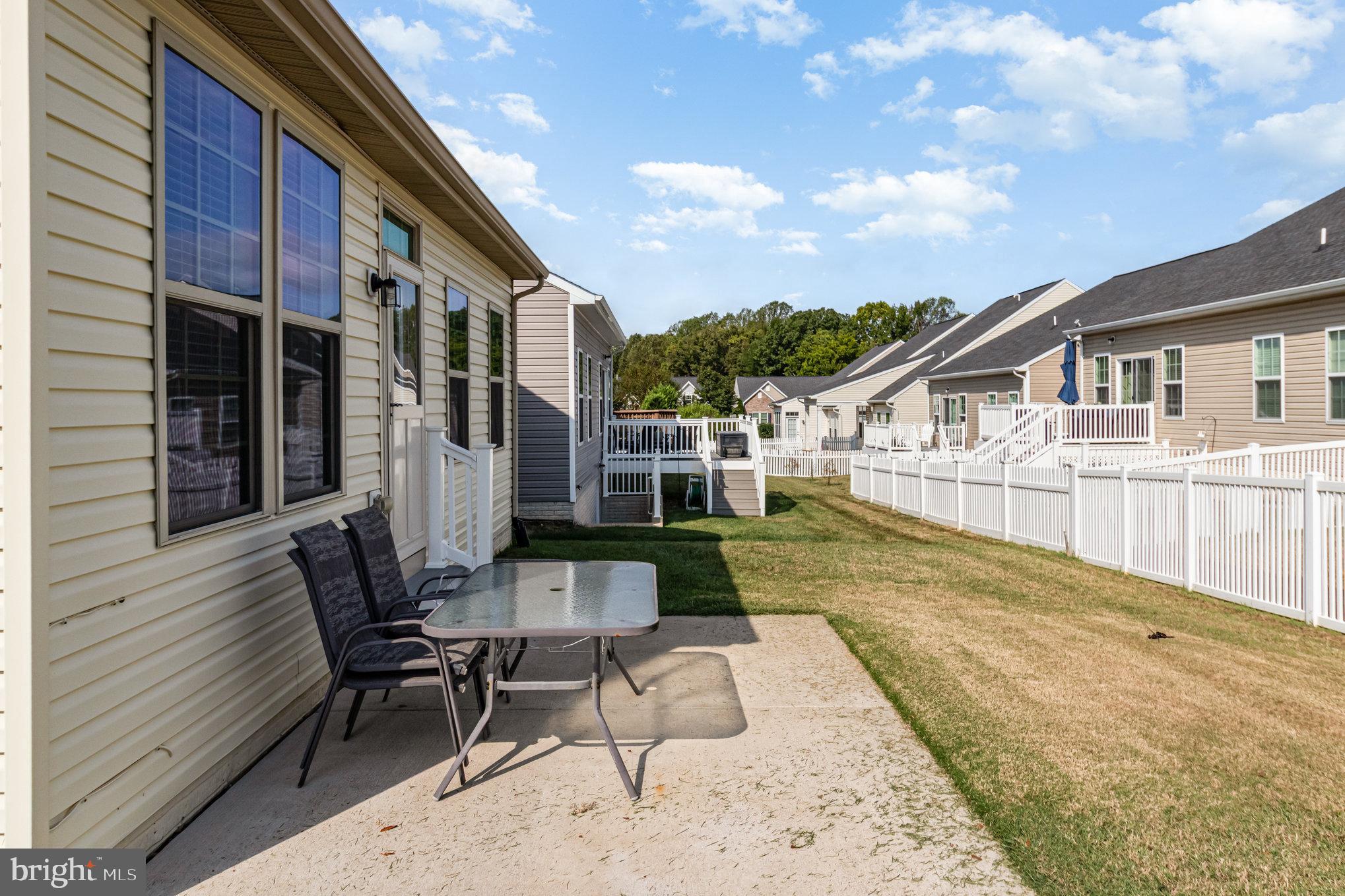 RIVER CROSSING - Residential