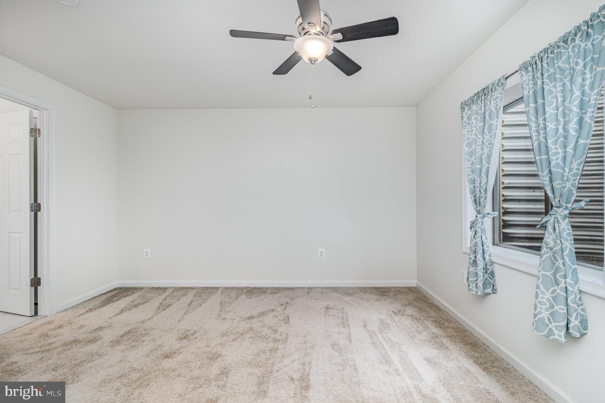 RIVER CROSSING - Residential