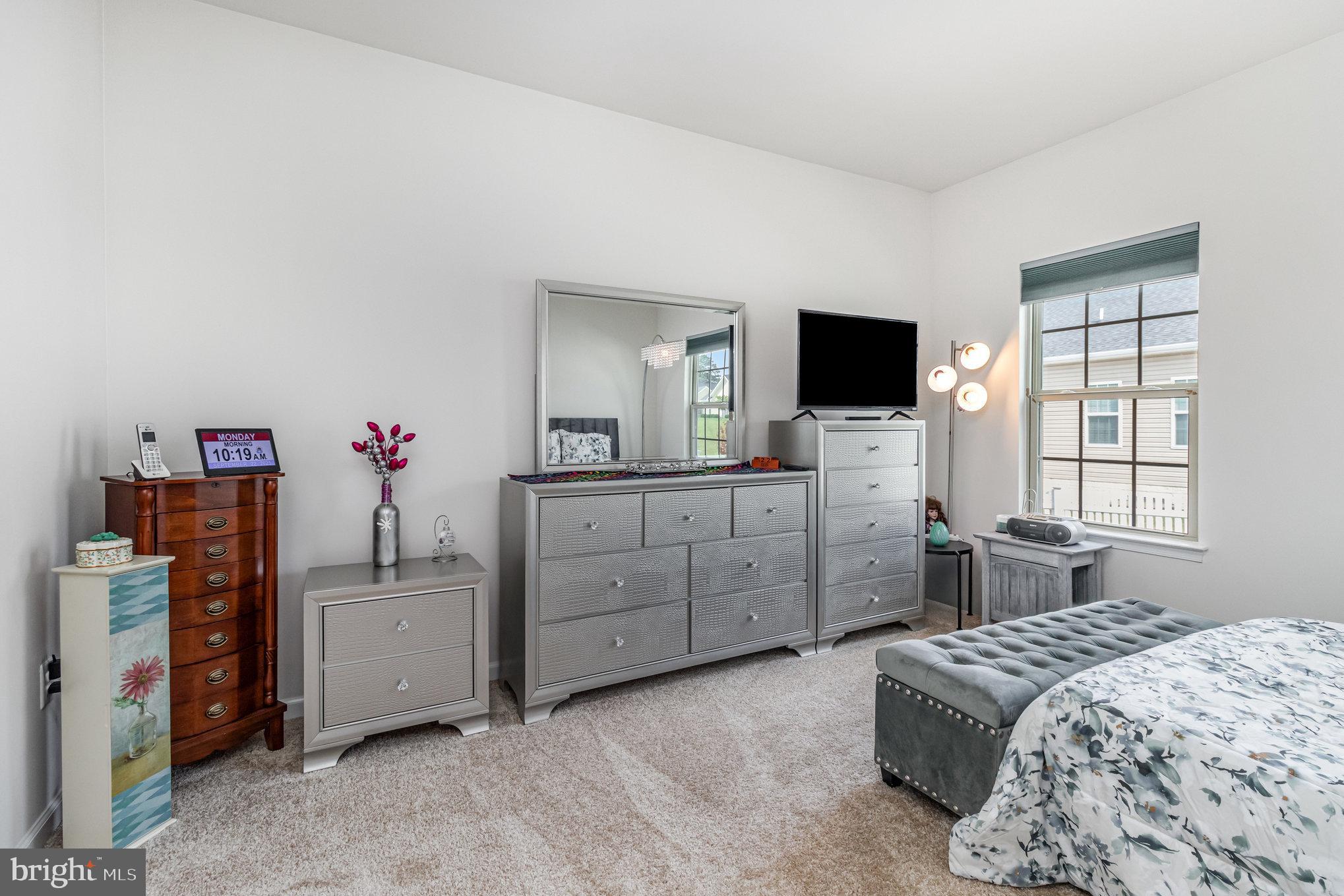 RIVER CROSSING - Residential