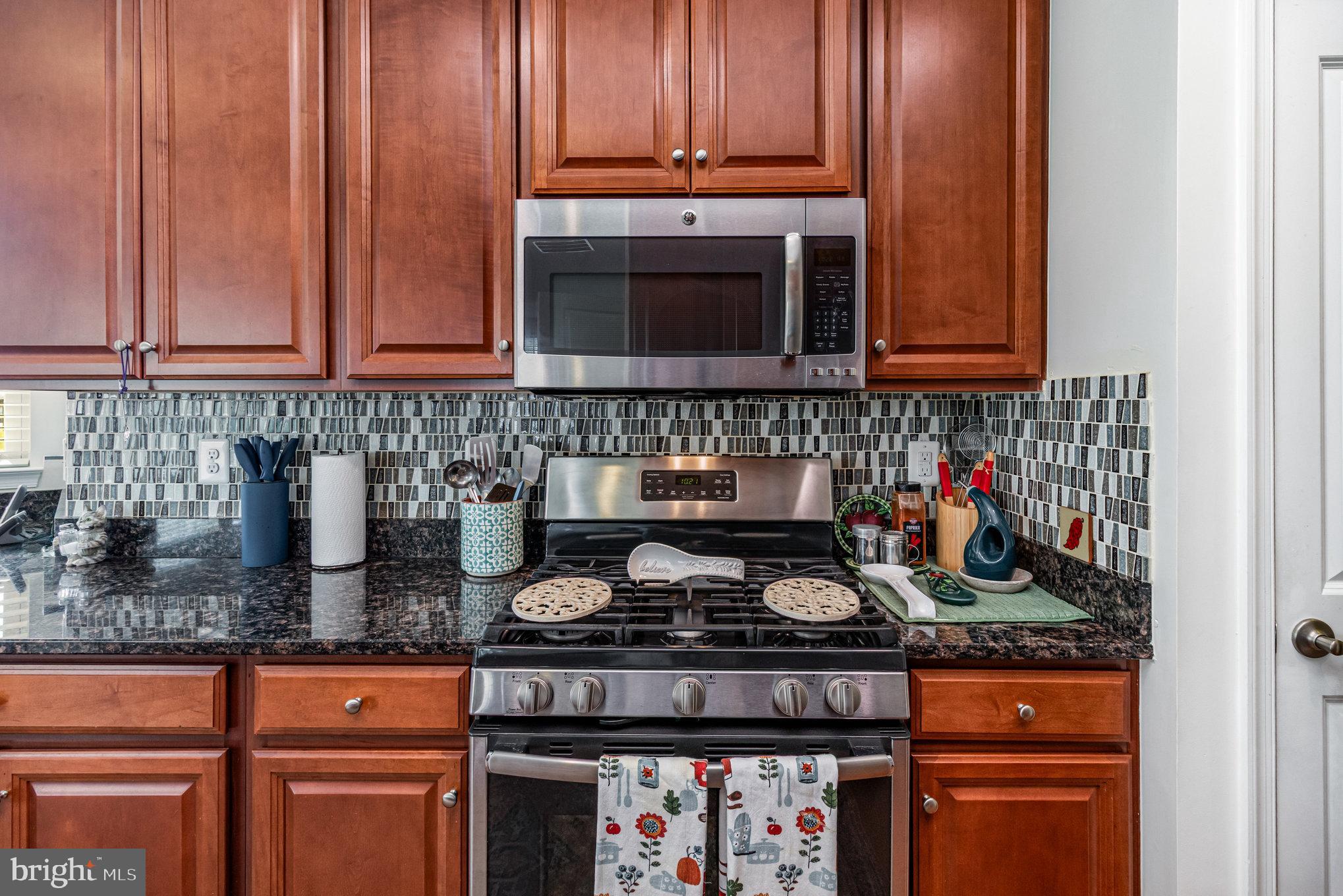 RIVER CROSSING - Residential