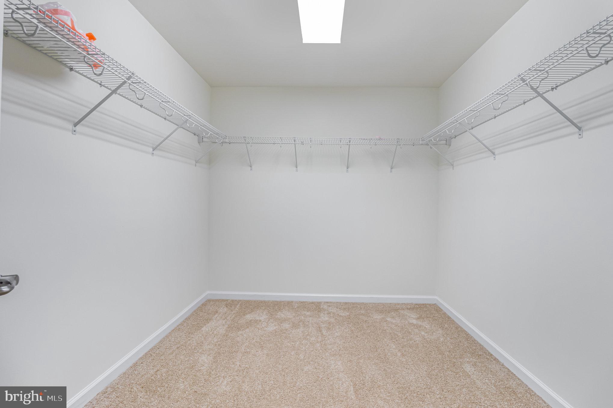 RIVER CROSSING - Residential