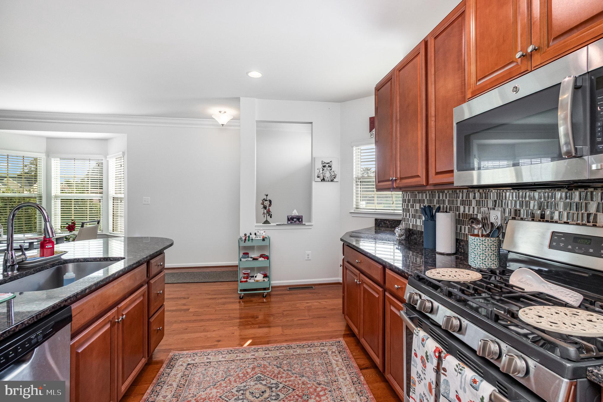 RIVER CROSSING - Residential