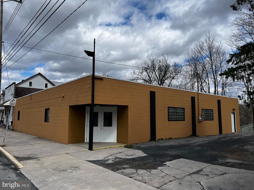 Photo of 7 Main Street St N, YEAGERTOWN, PA 17099 (MLS # PAMF2052608)