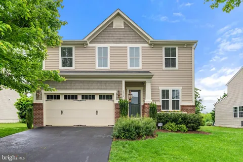 3714 Lilly Lane, Warrenton, VA MLS: VAFQ2016576