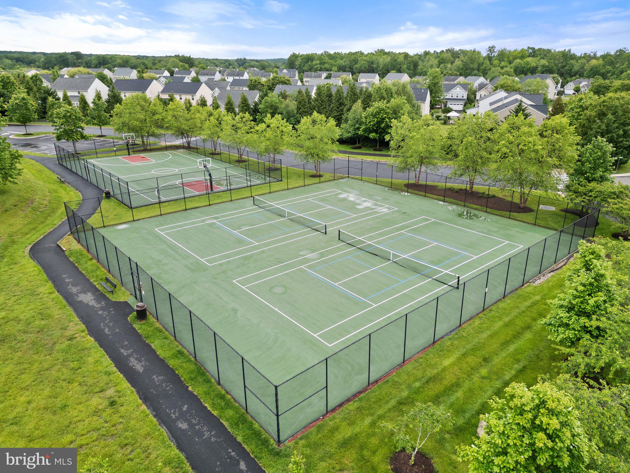 BROOKSIDE - Residential