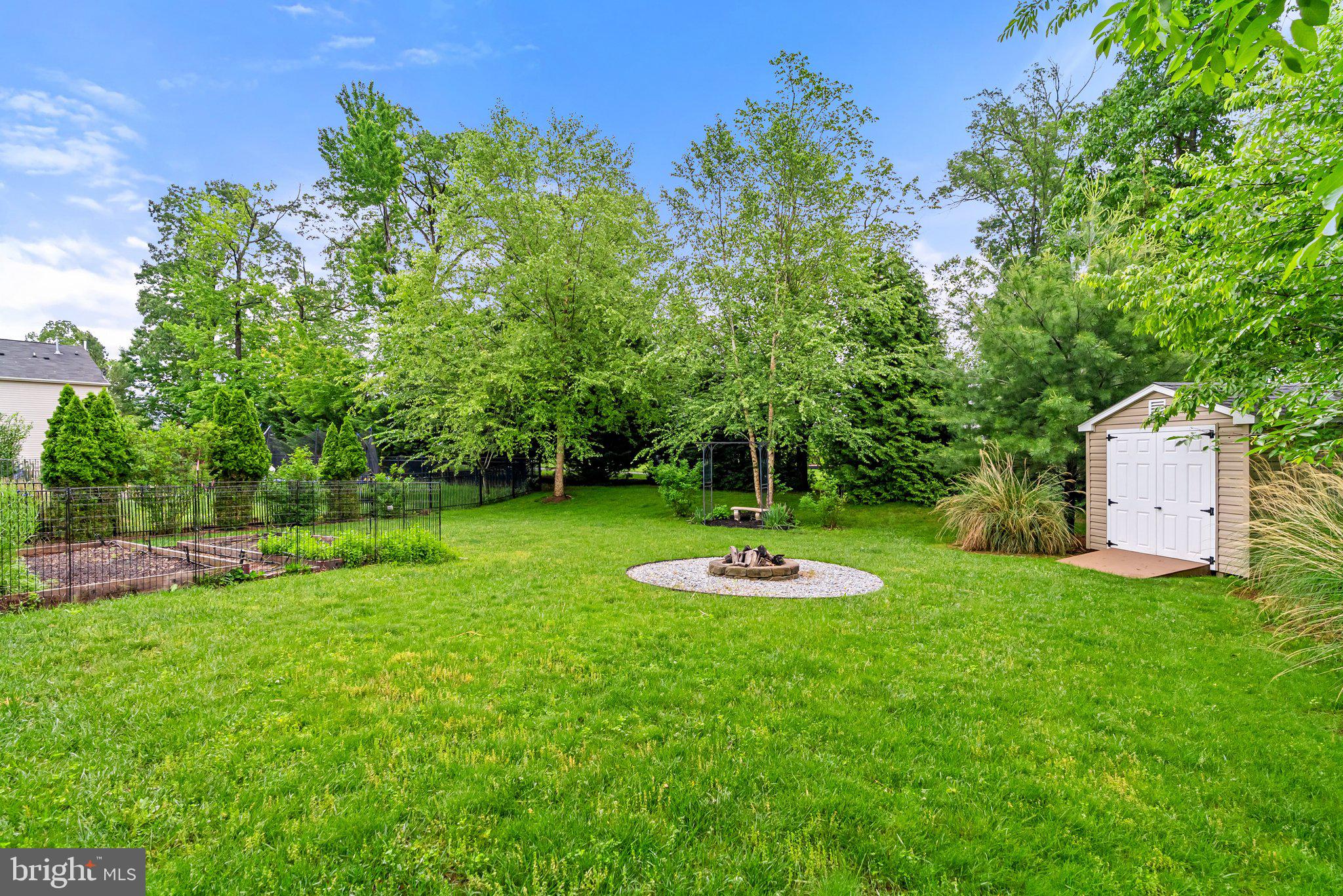 BROOKSIDE - Residential