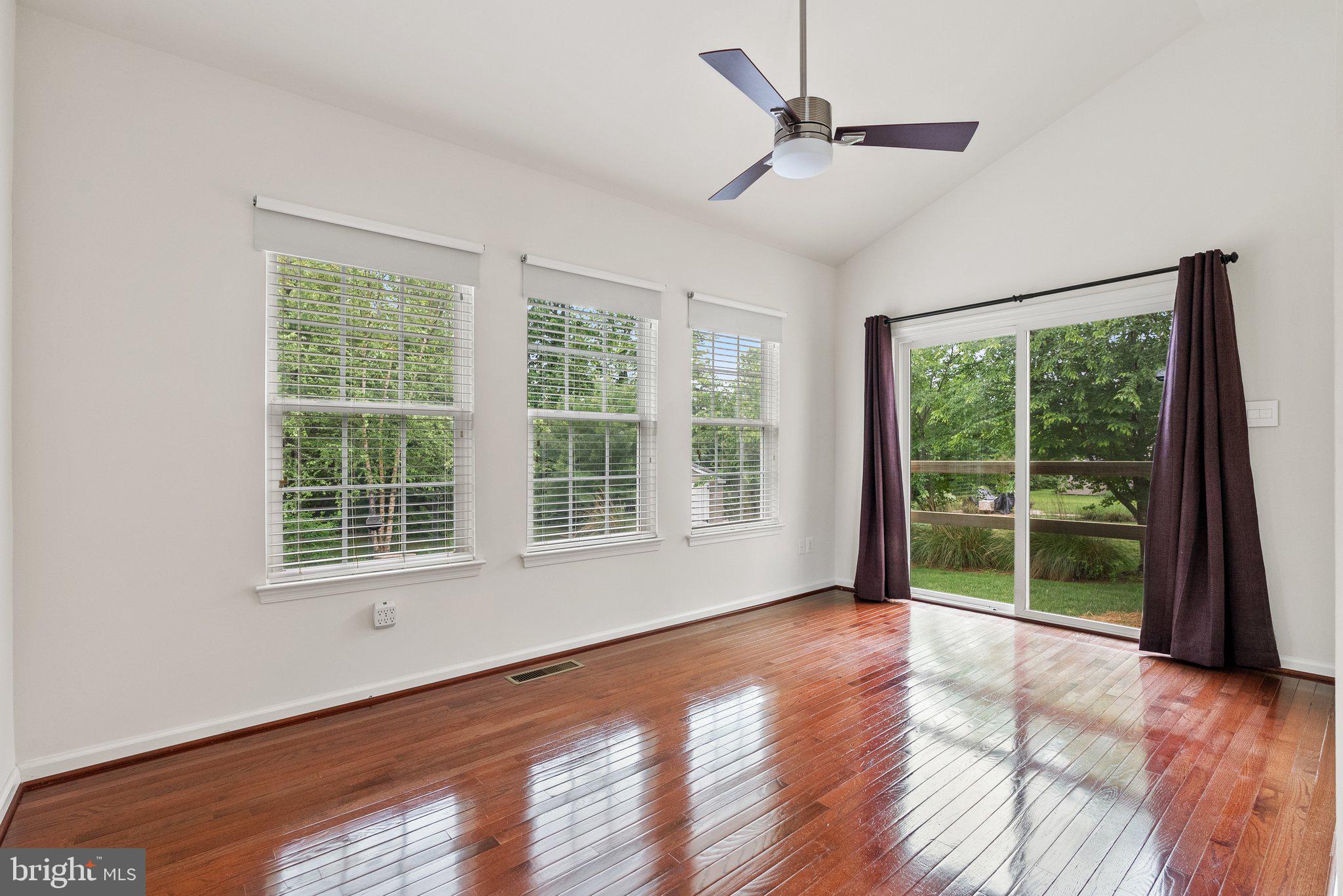 BROOKSIDE - Residential